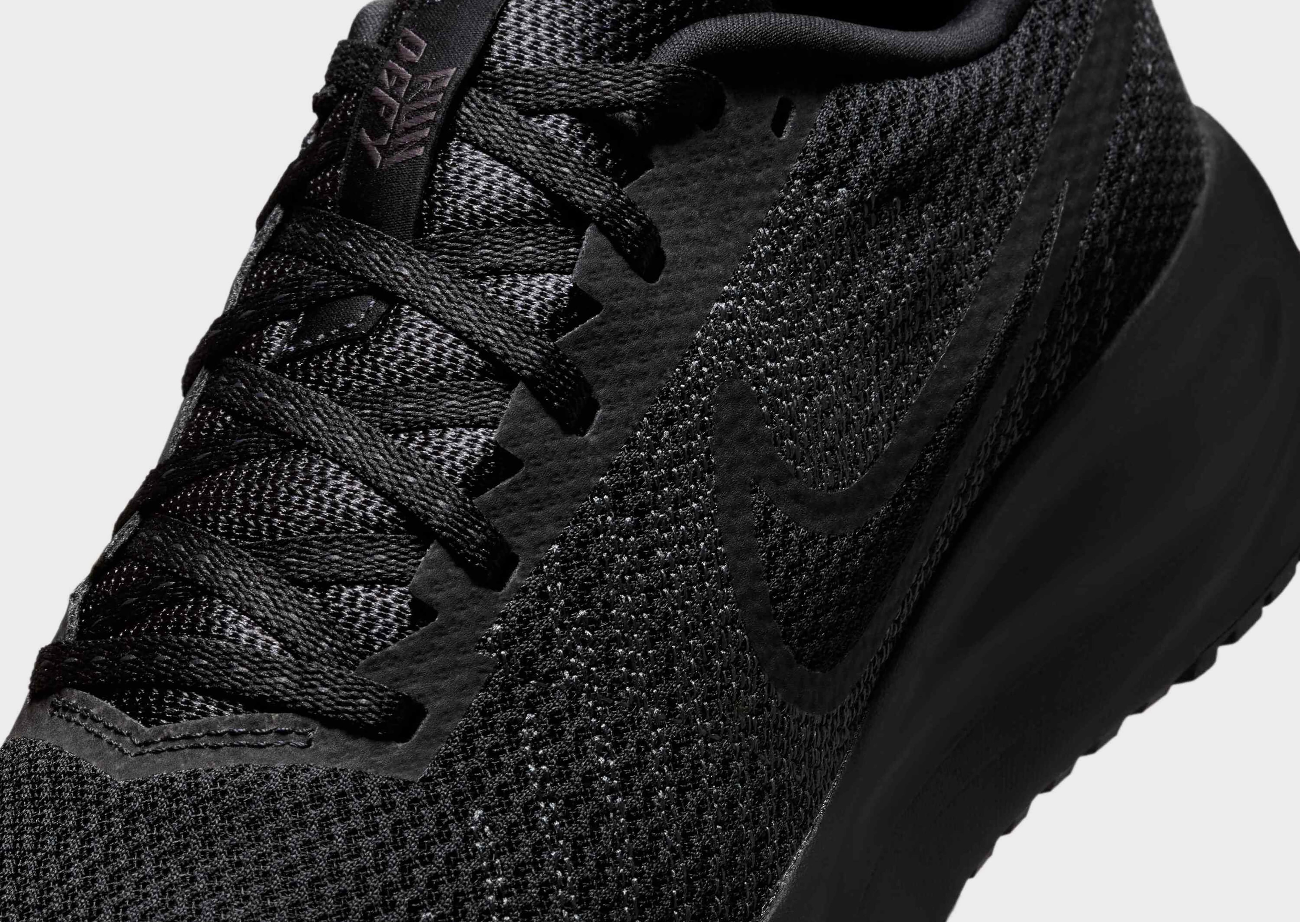Nike Run Defy