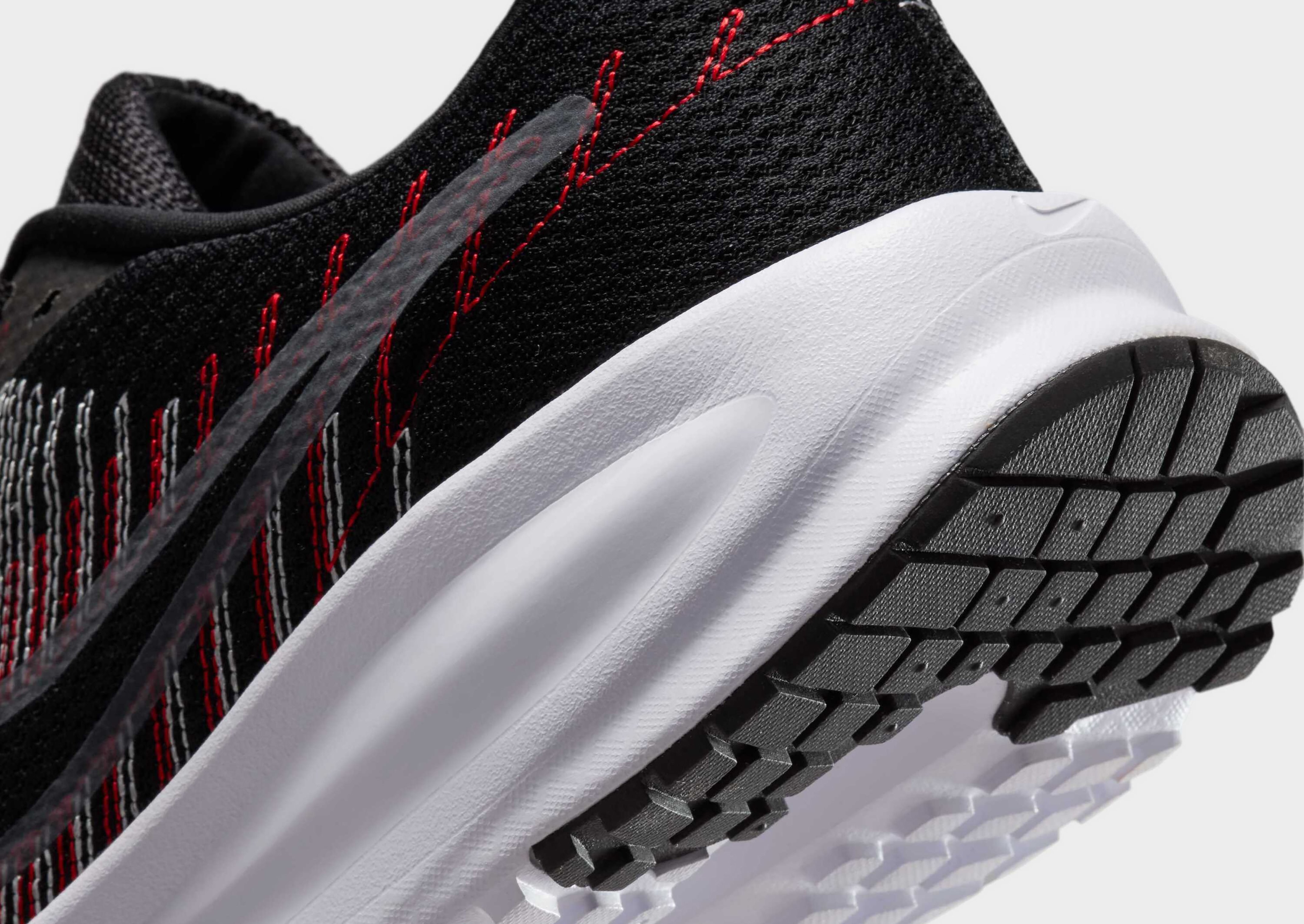 Nike Run Defy