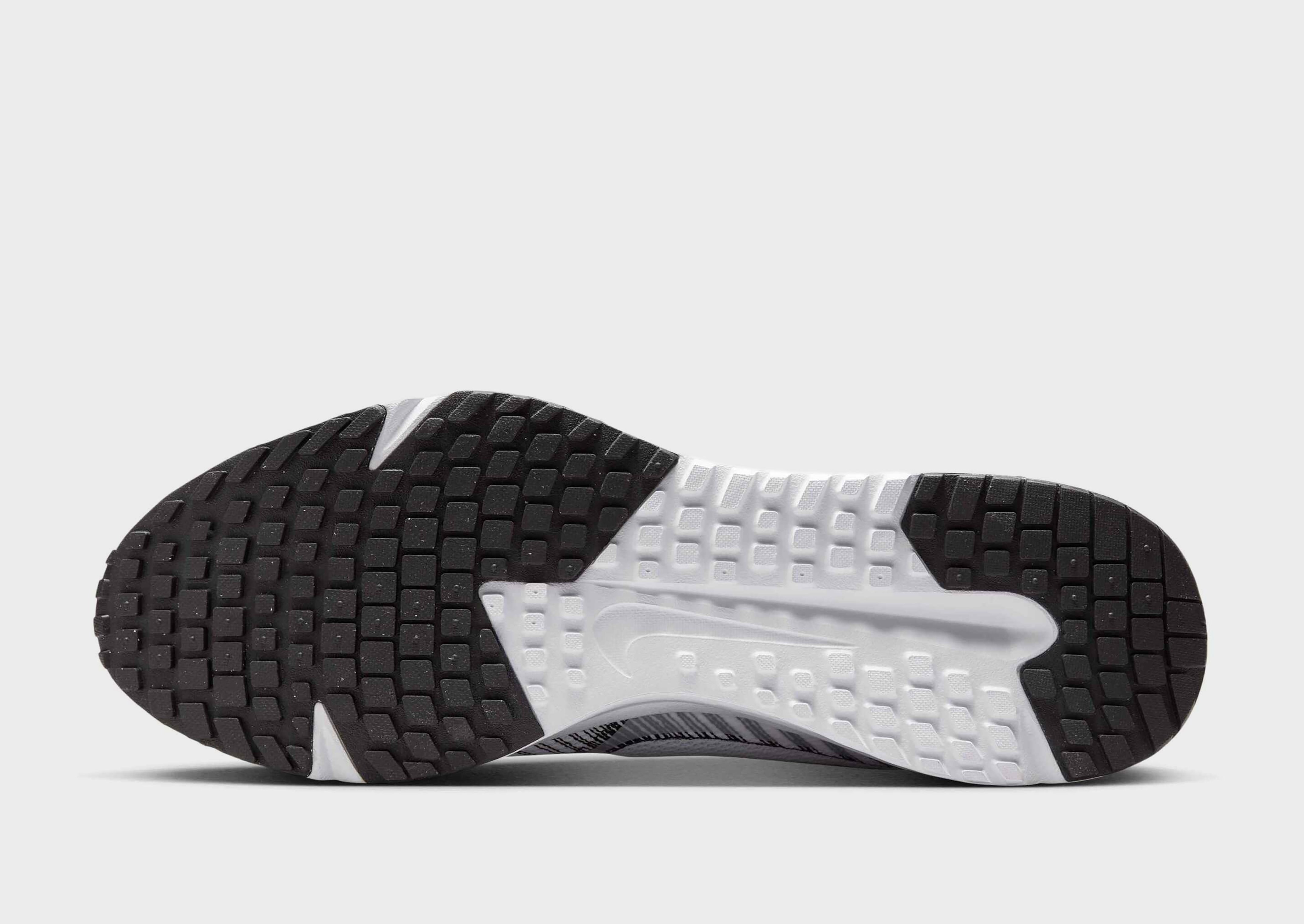 Nike Run Defy