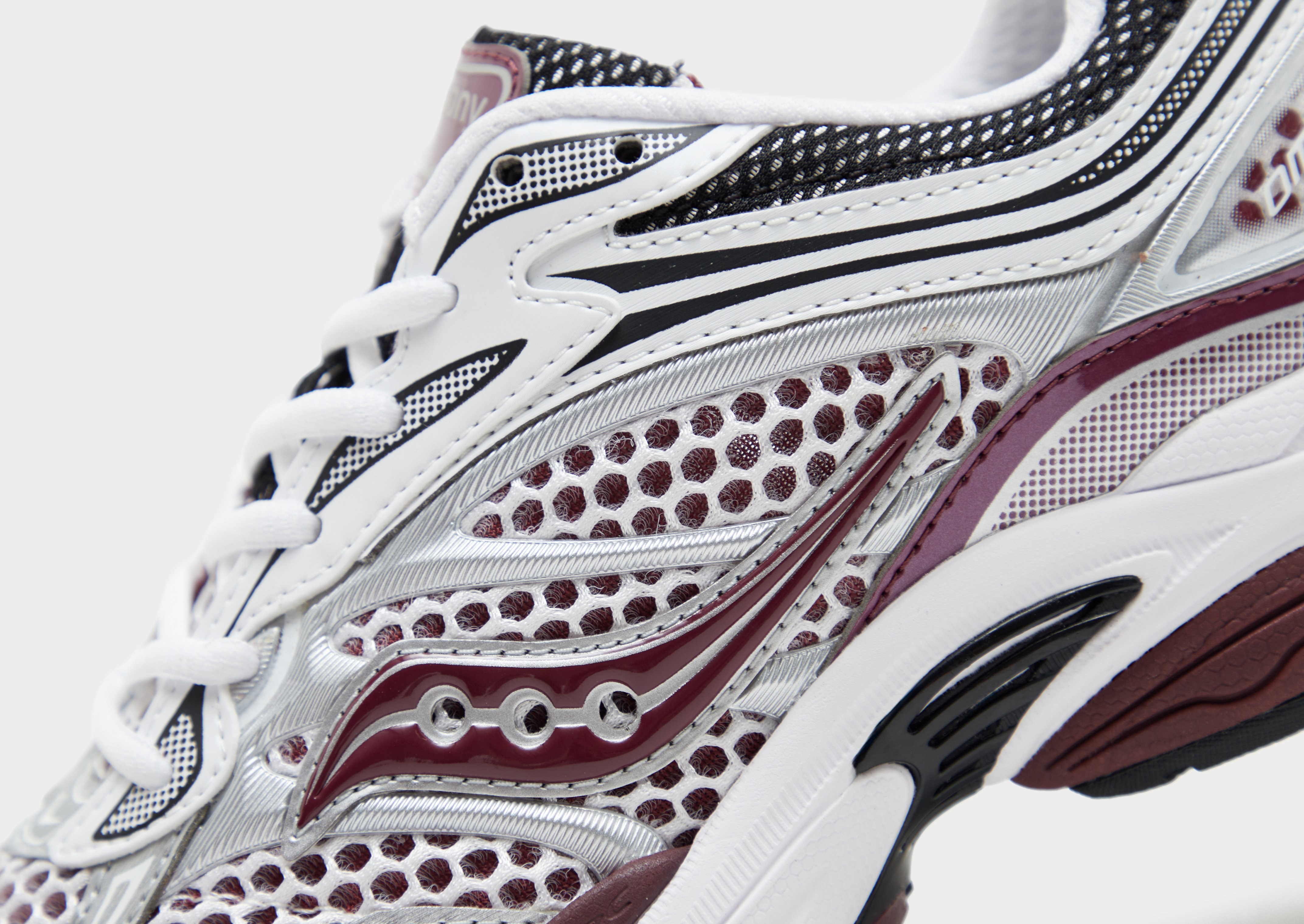 Saucony ProGrid Omni 9 Women's