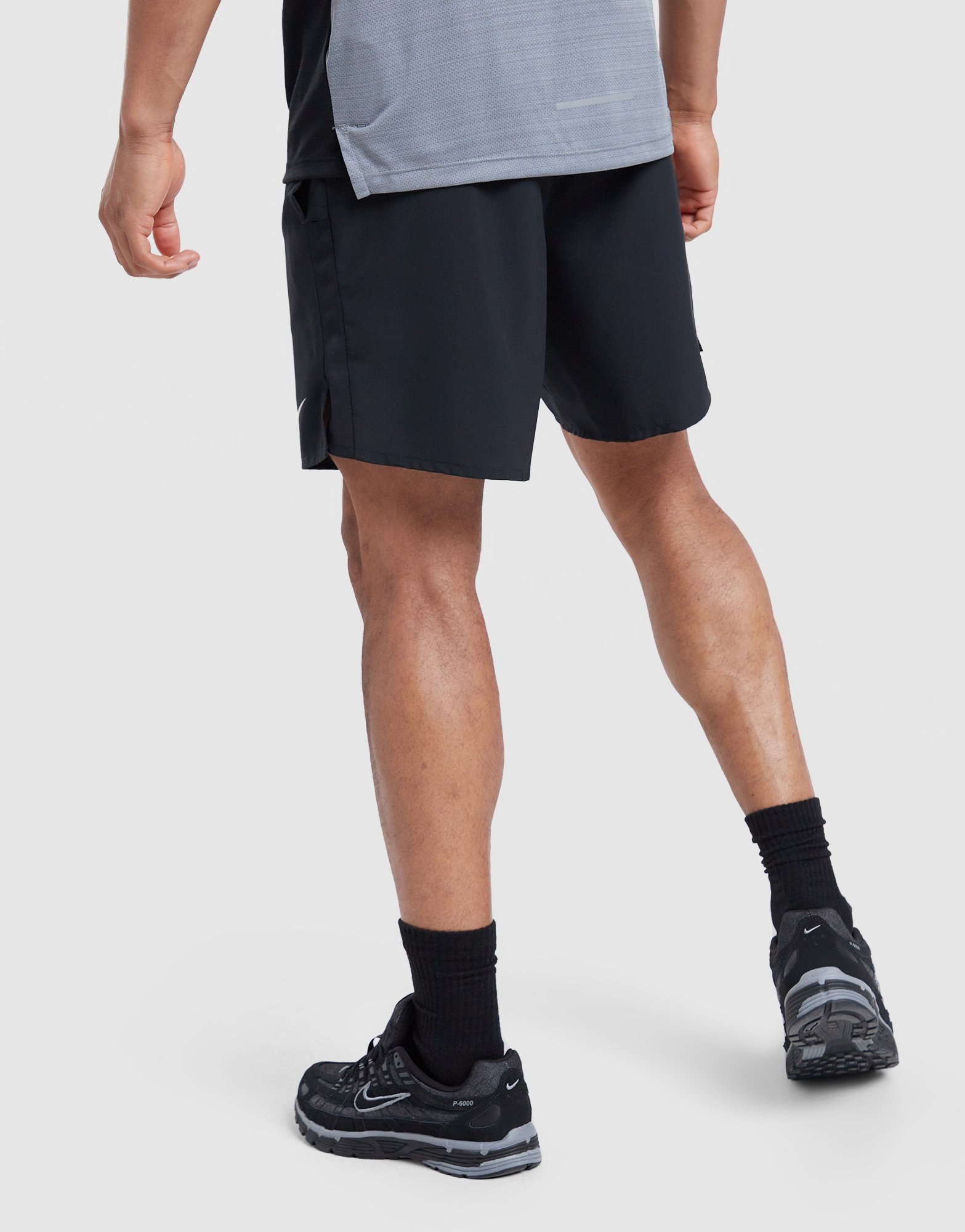 Nike Challenger 7 Unlined Shorts