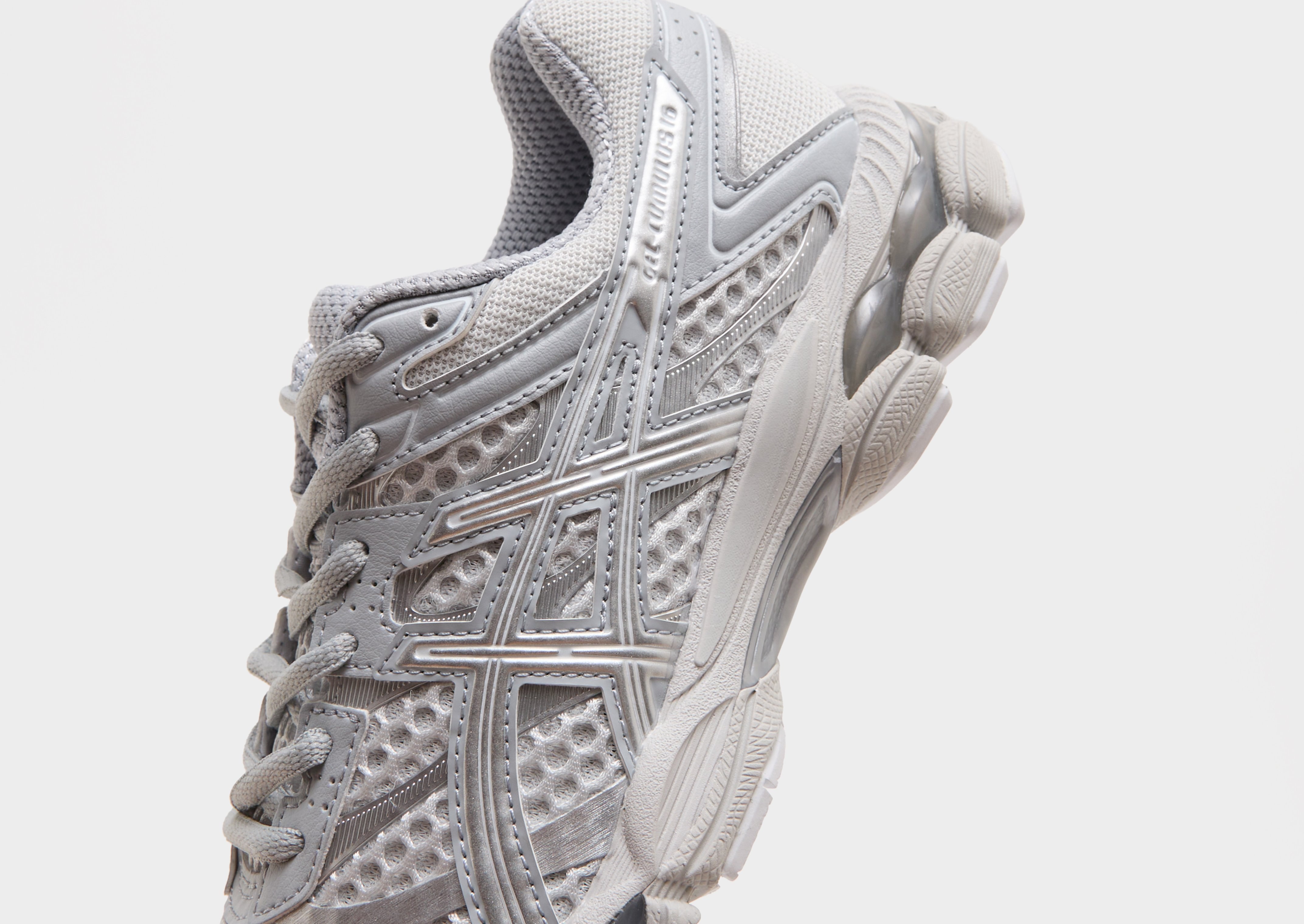 ASICS GEL-CUMULUS 16 Damen