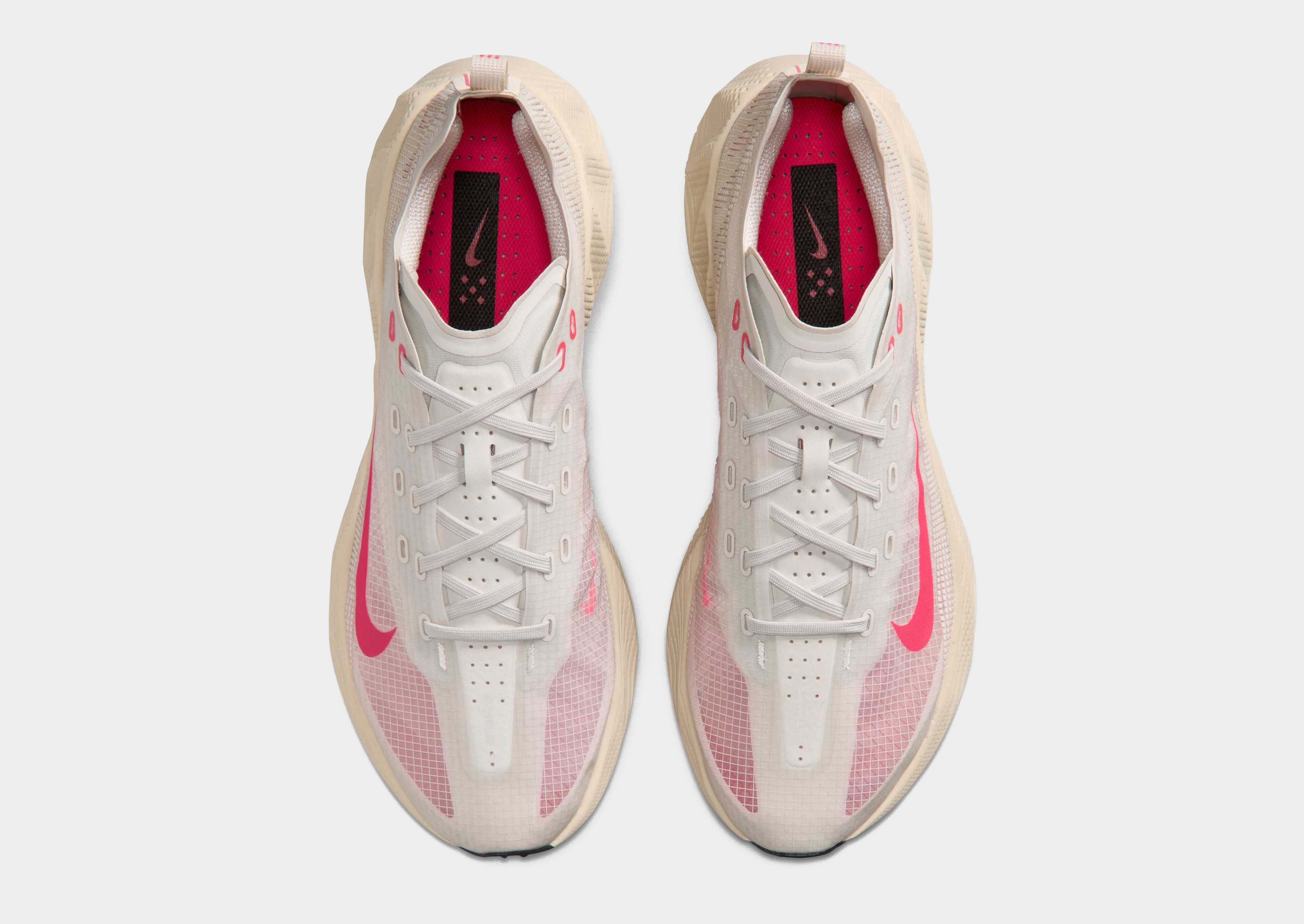 Nike AVA X