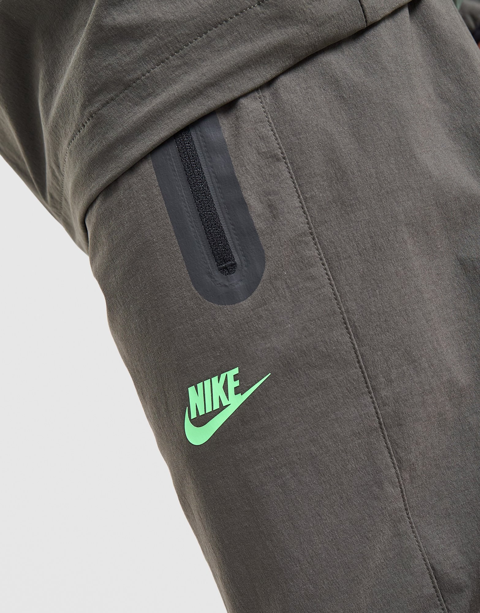 Nike Tech Woven Pants
