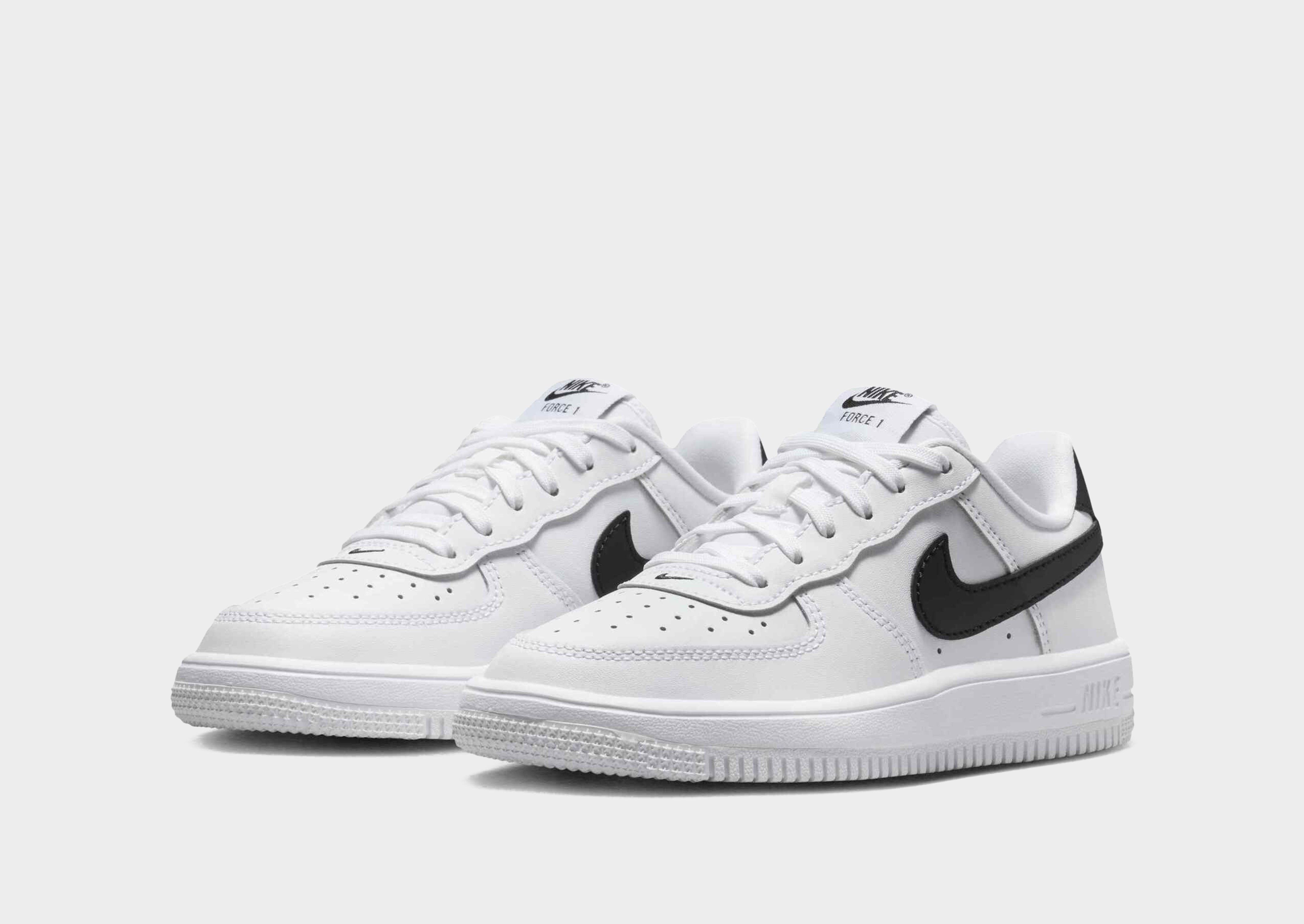 Nike AIR FORCE 1 LOW