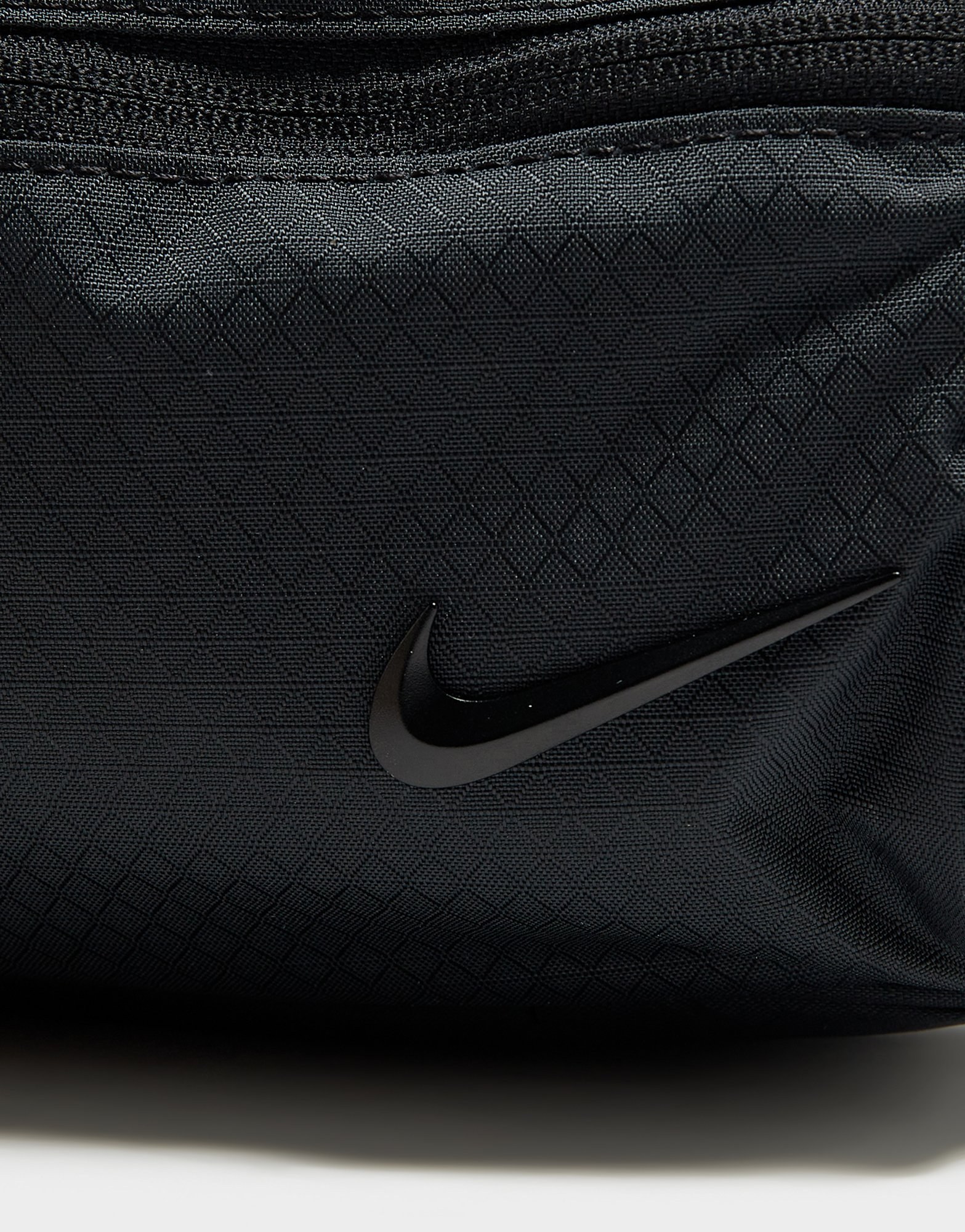 Nike Swoosh Tech Umhängetasche