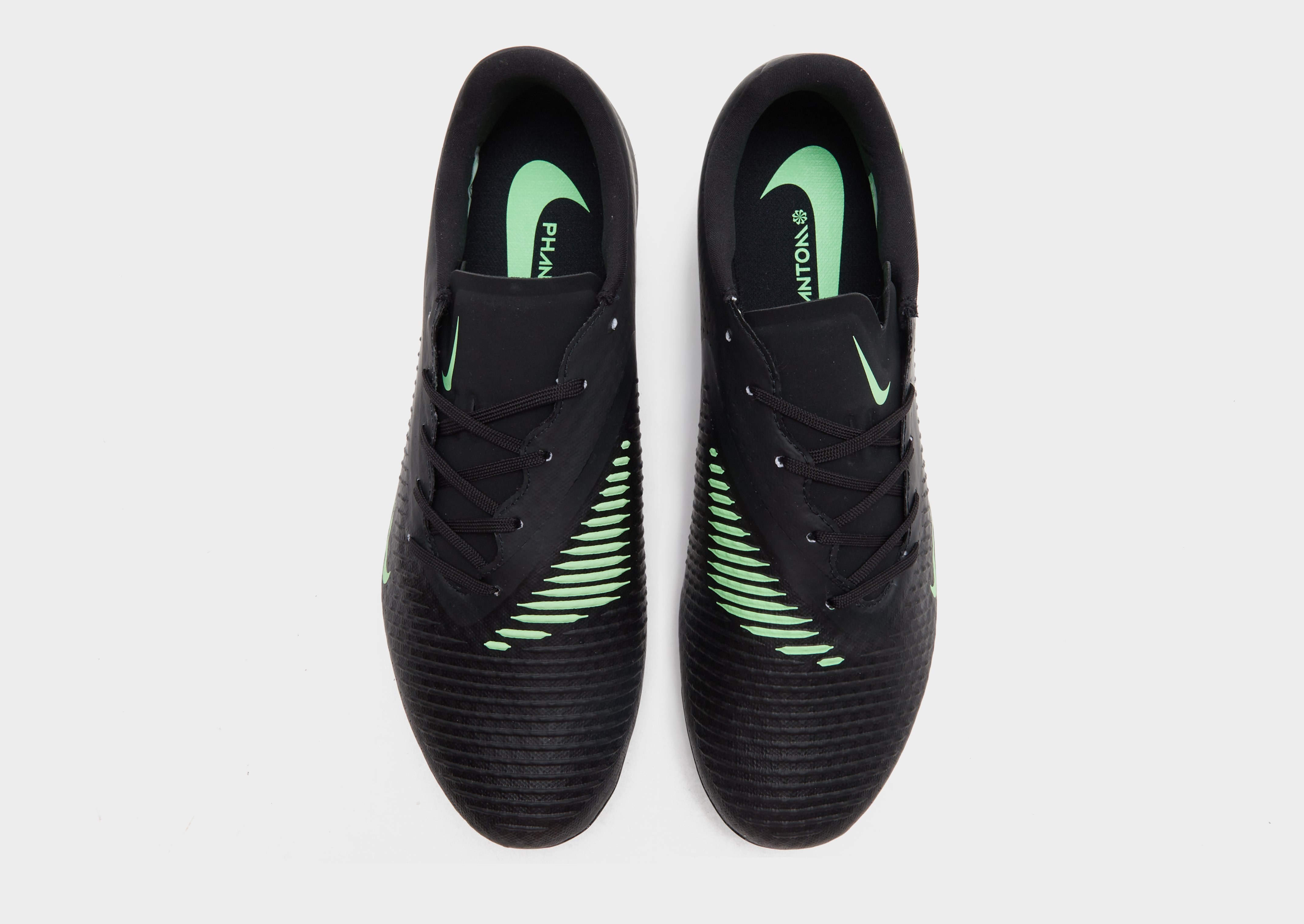 Nike Phantom 6 Low Academy FG