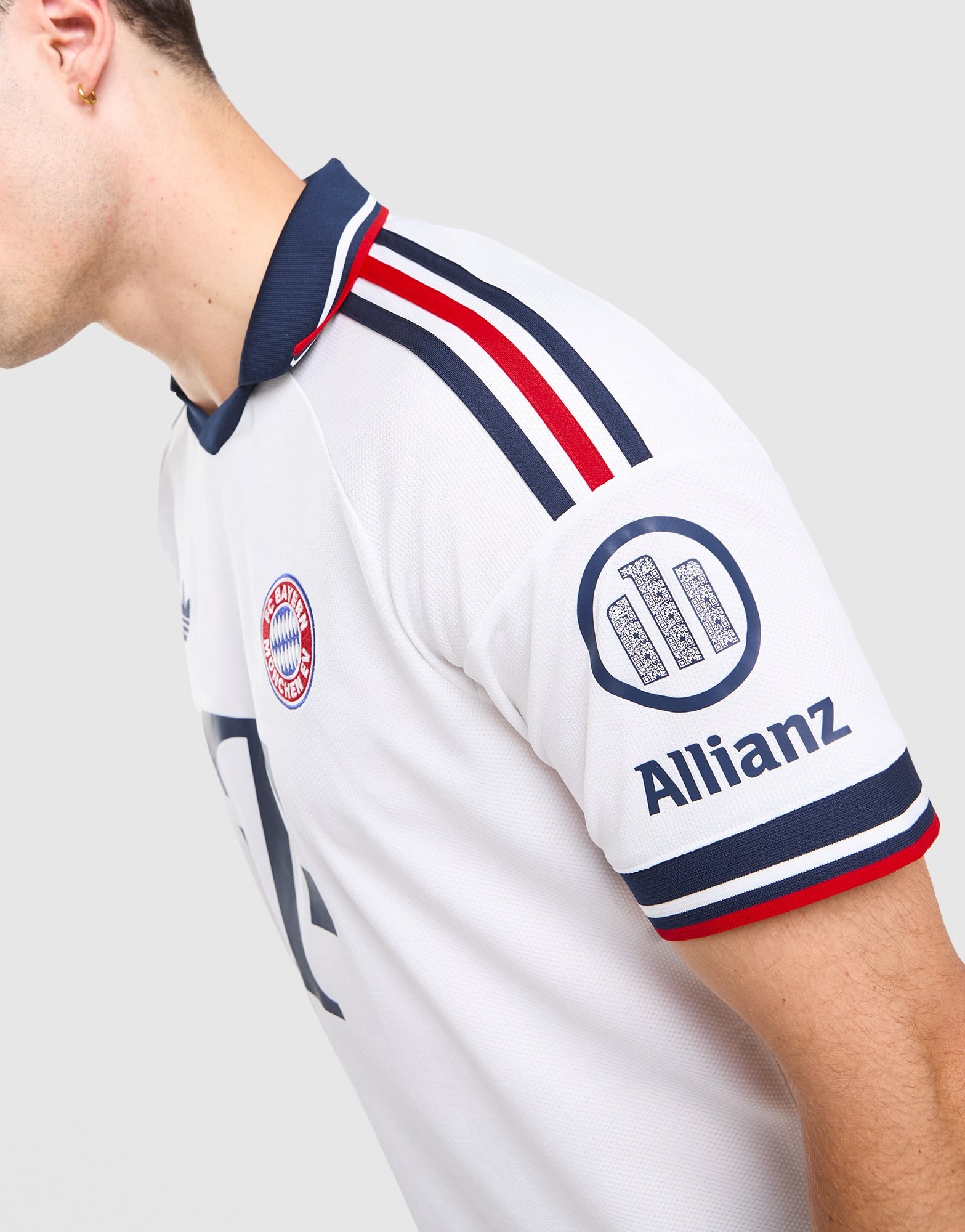 adidas Originals FC Bayern Munich 2026/27 Away Shirt