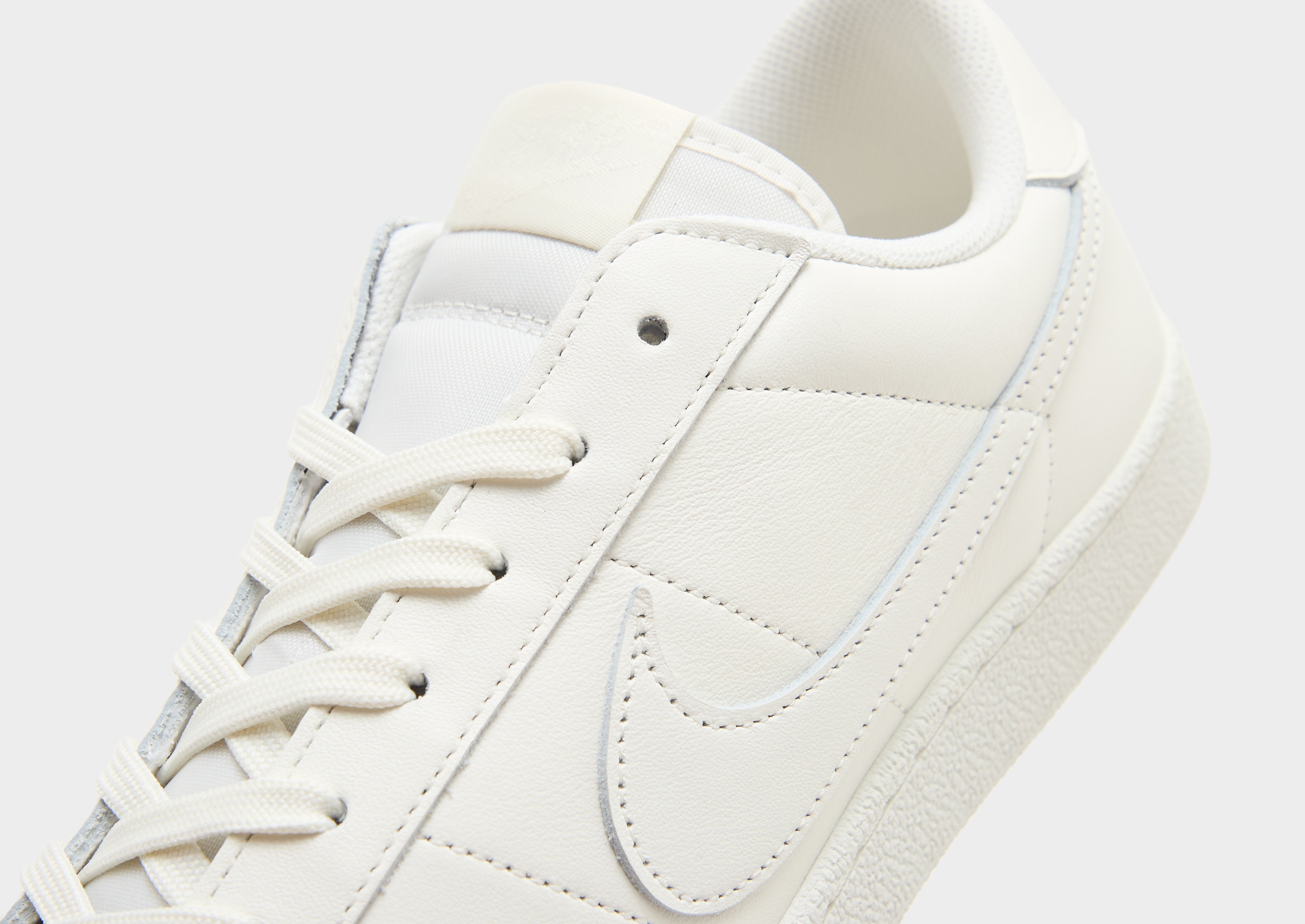Nike Tennis Classic