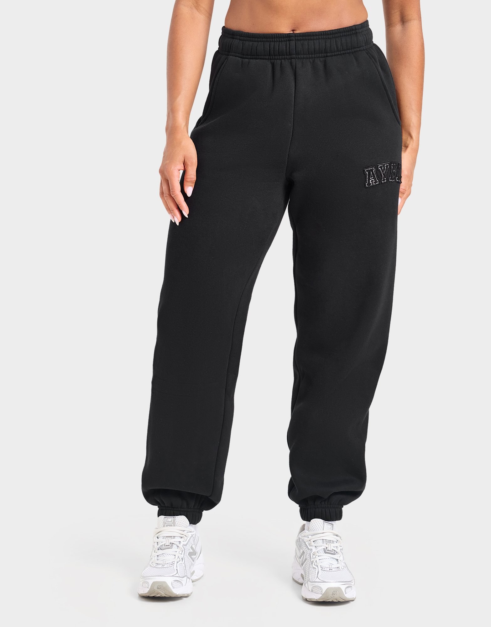 AYBL Varsity Applique Cuffed Jogginghose