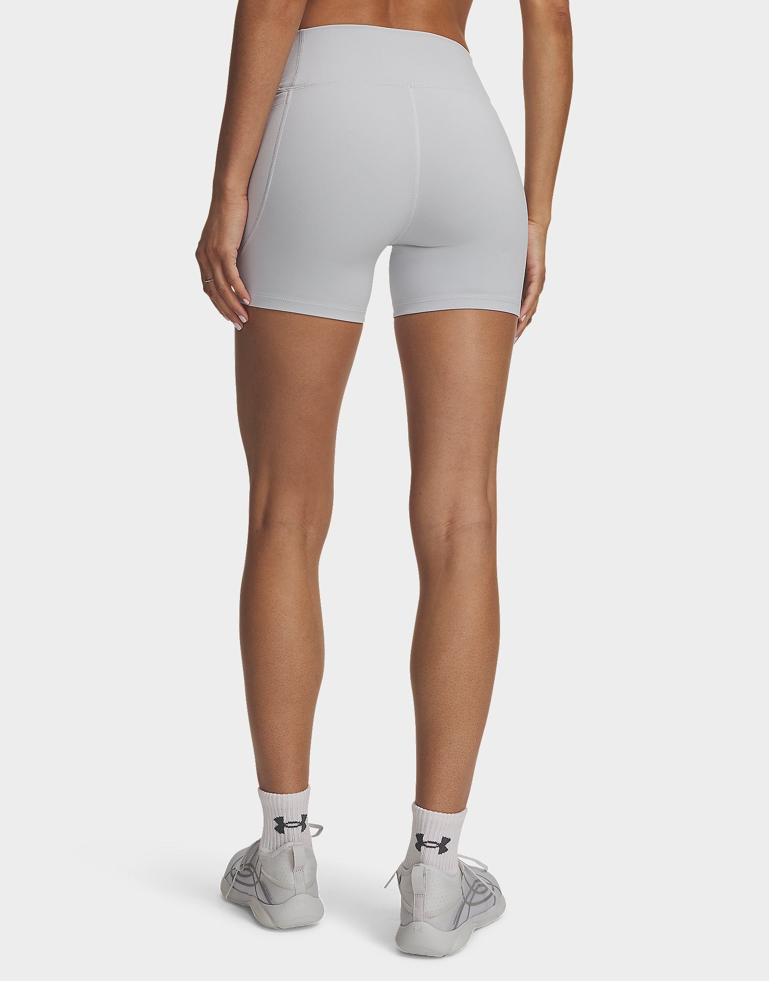 Under Armour Motion Middy Shorts