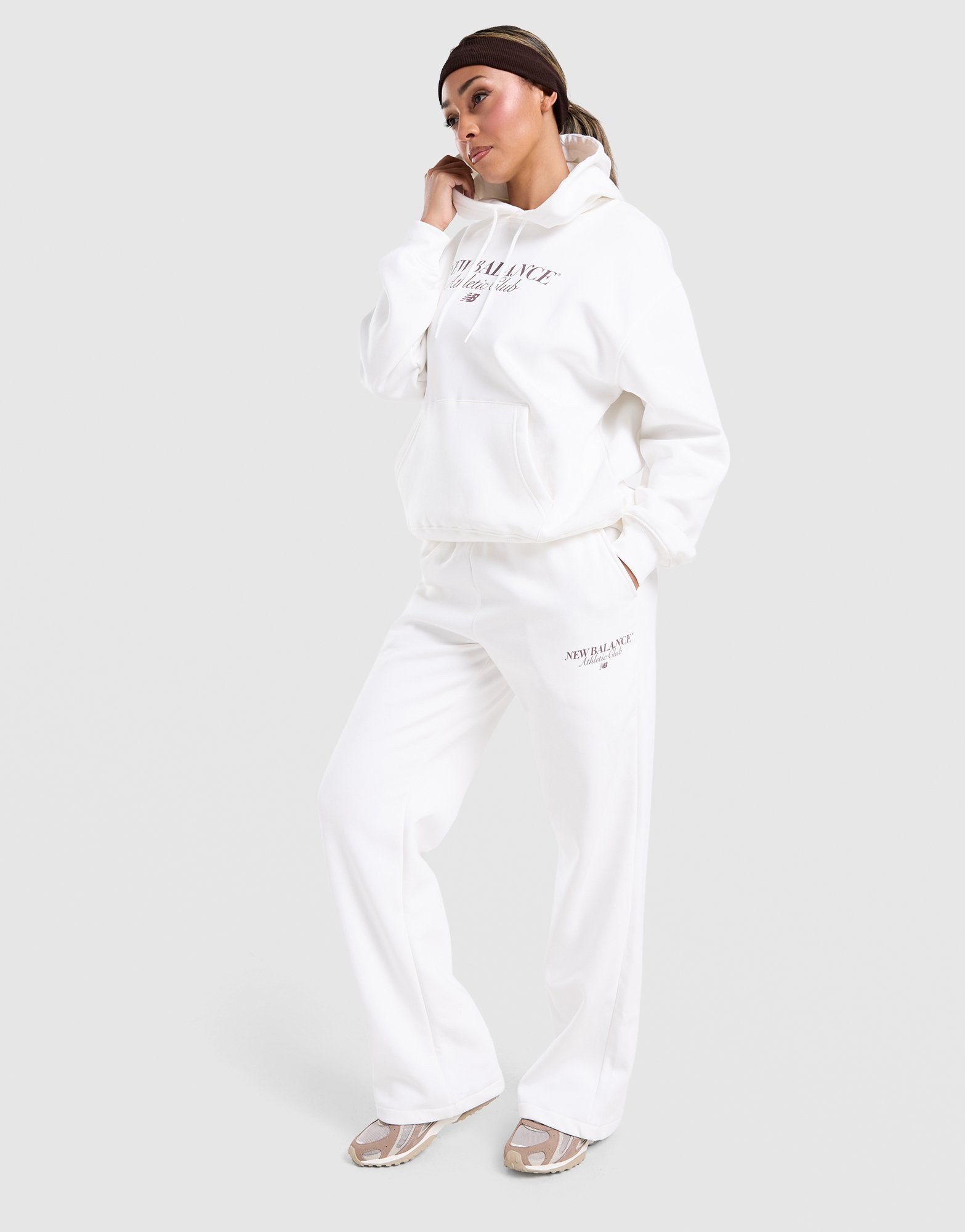 New Balance Athletics Club Open Hem Jogginghose