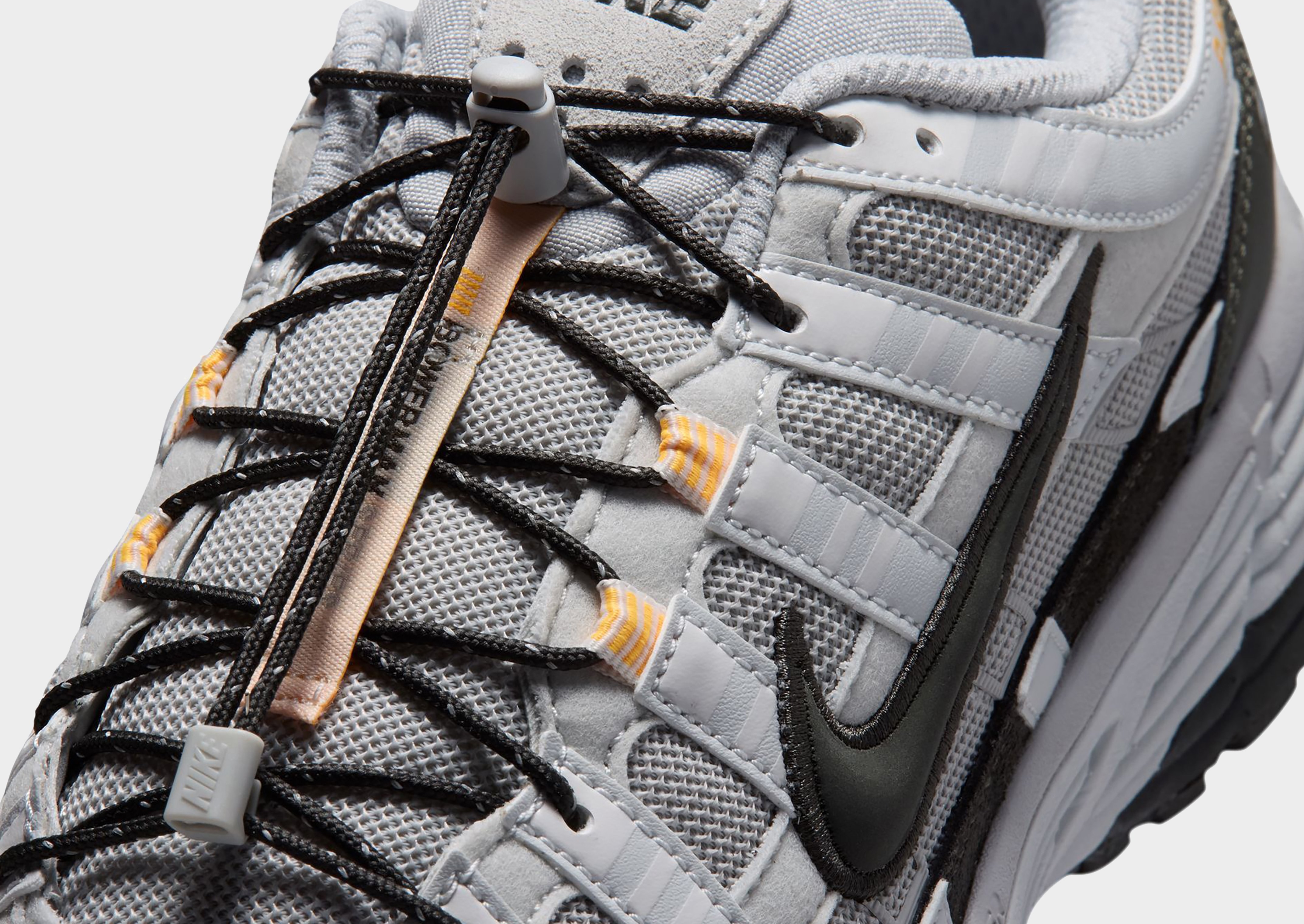 Nike Schuh (Herren) P-6000