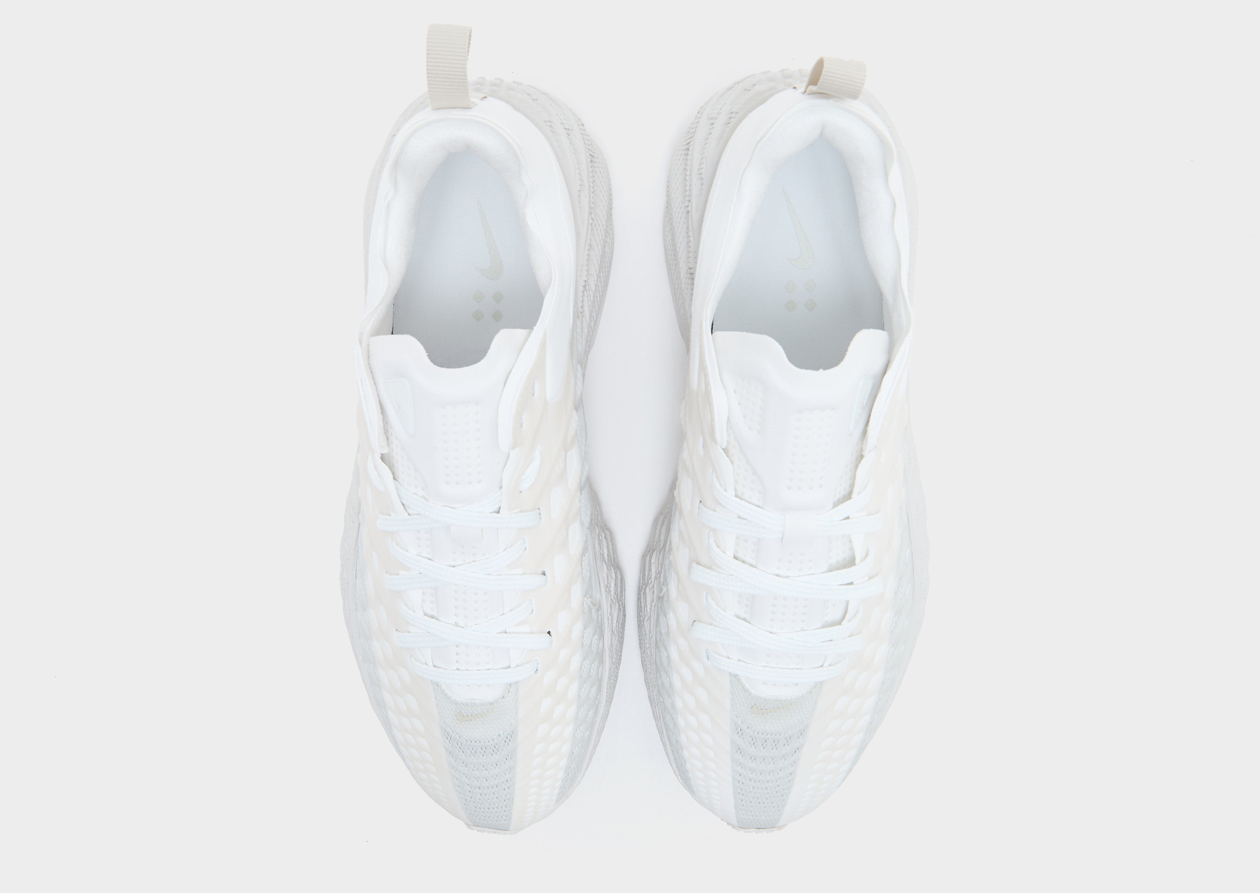 Nike Ava Edge