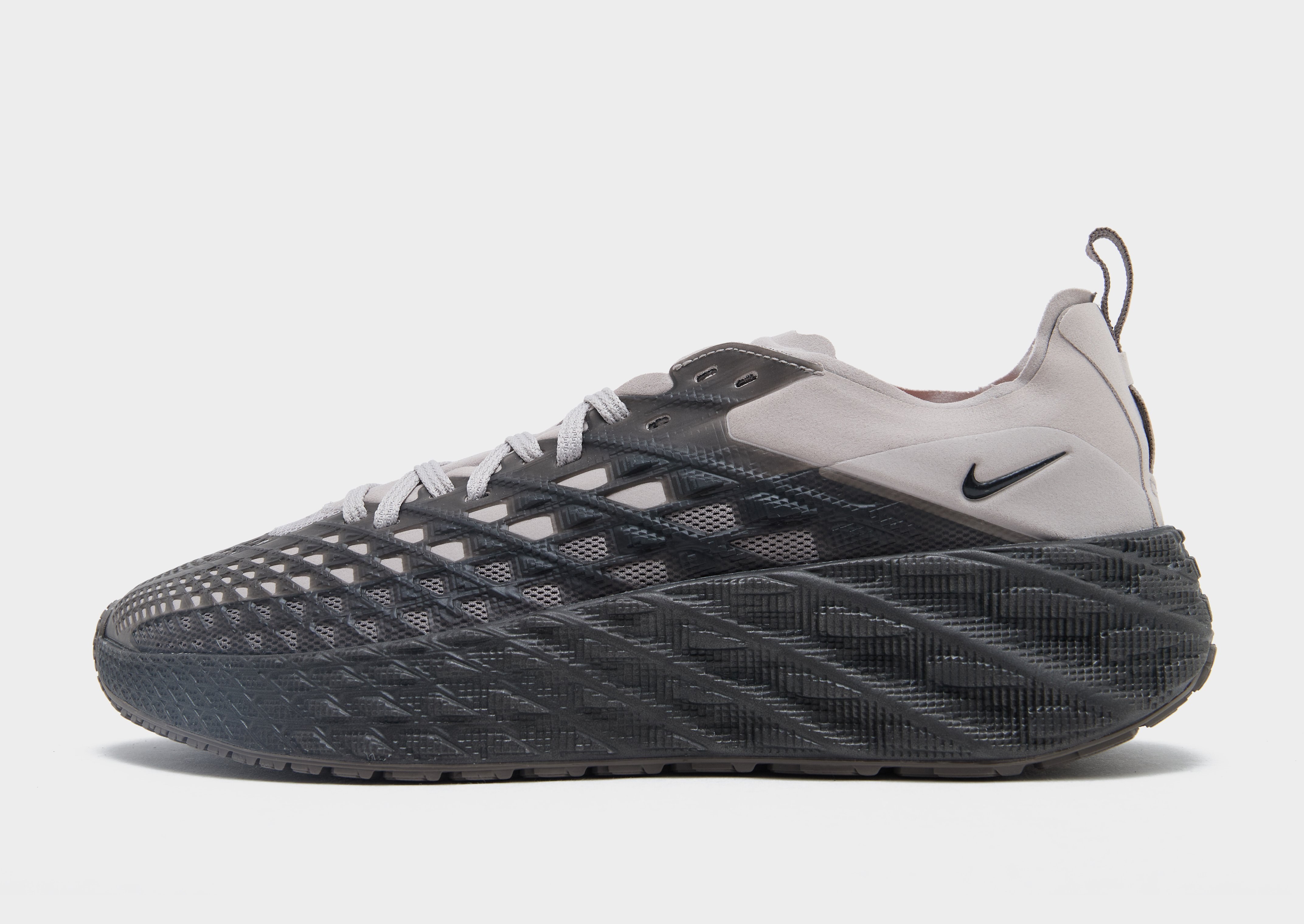 Nike Ava Edge