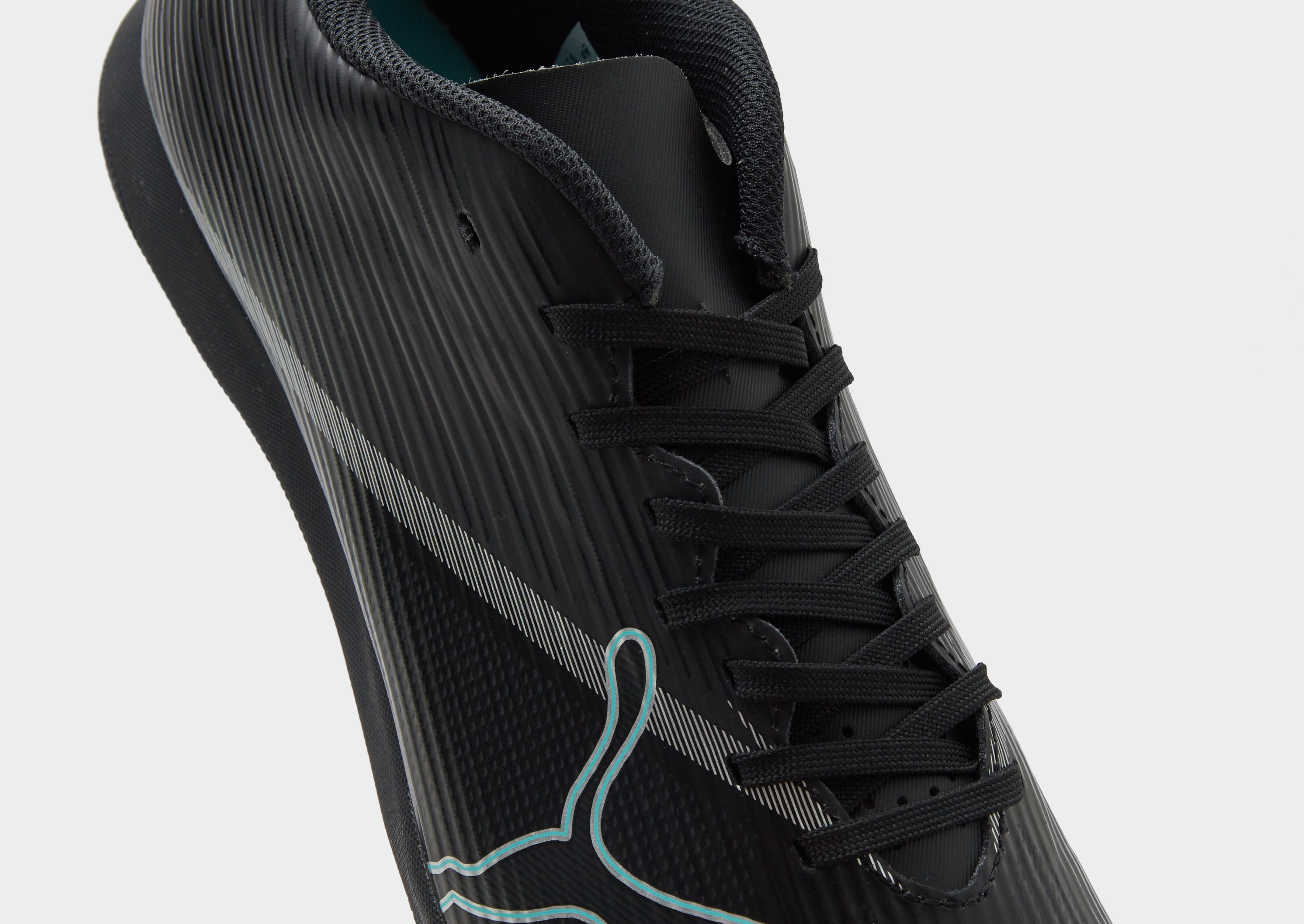 PUMA ULTRA 7 Play TT