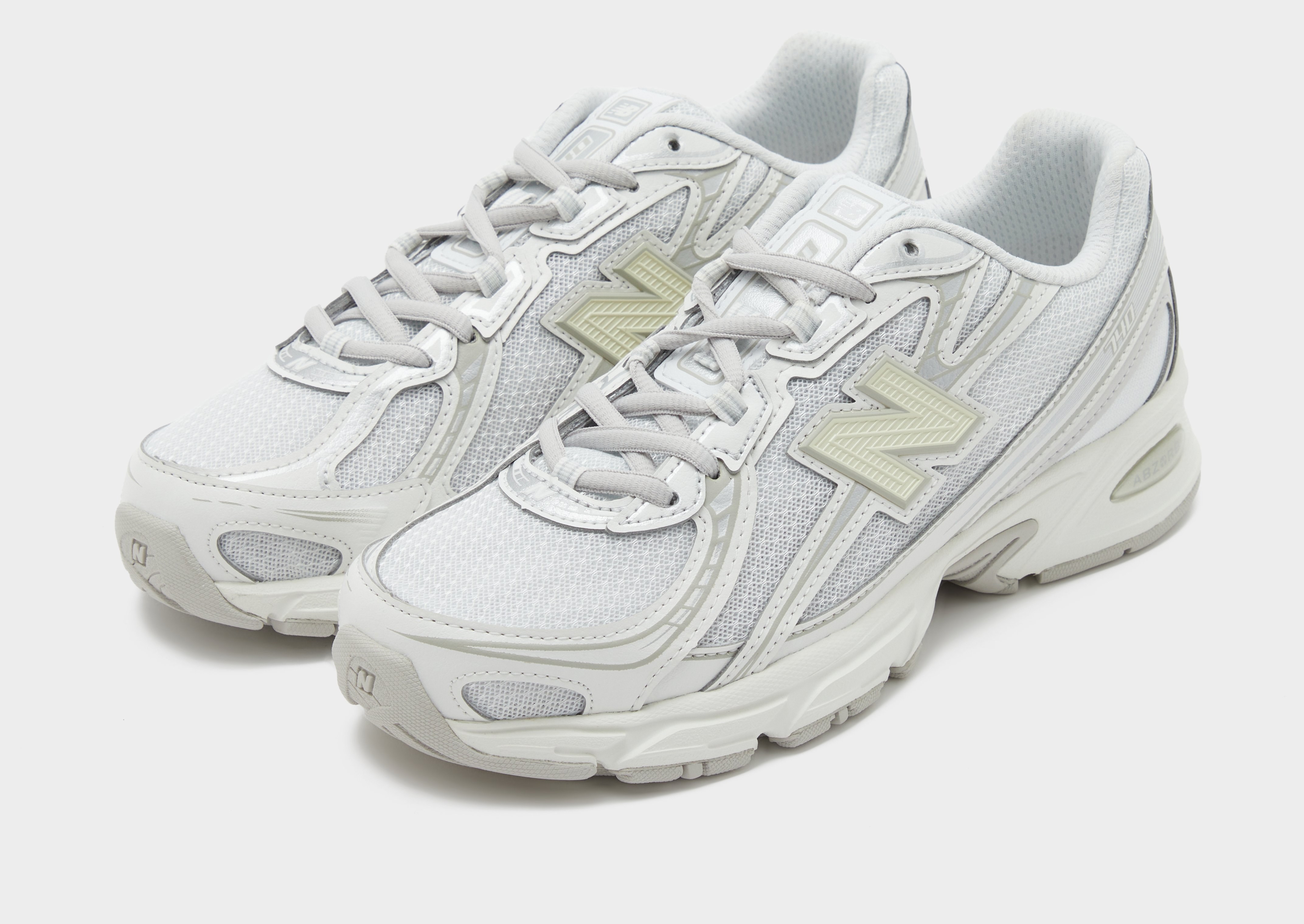 New Balance 740 Damen