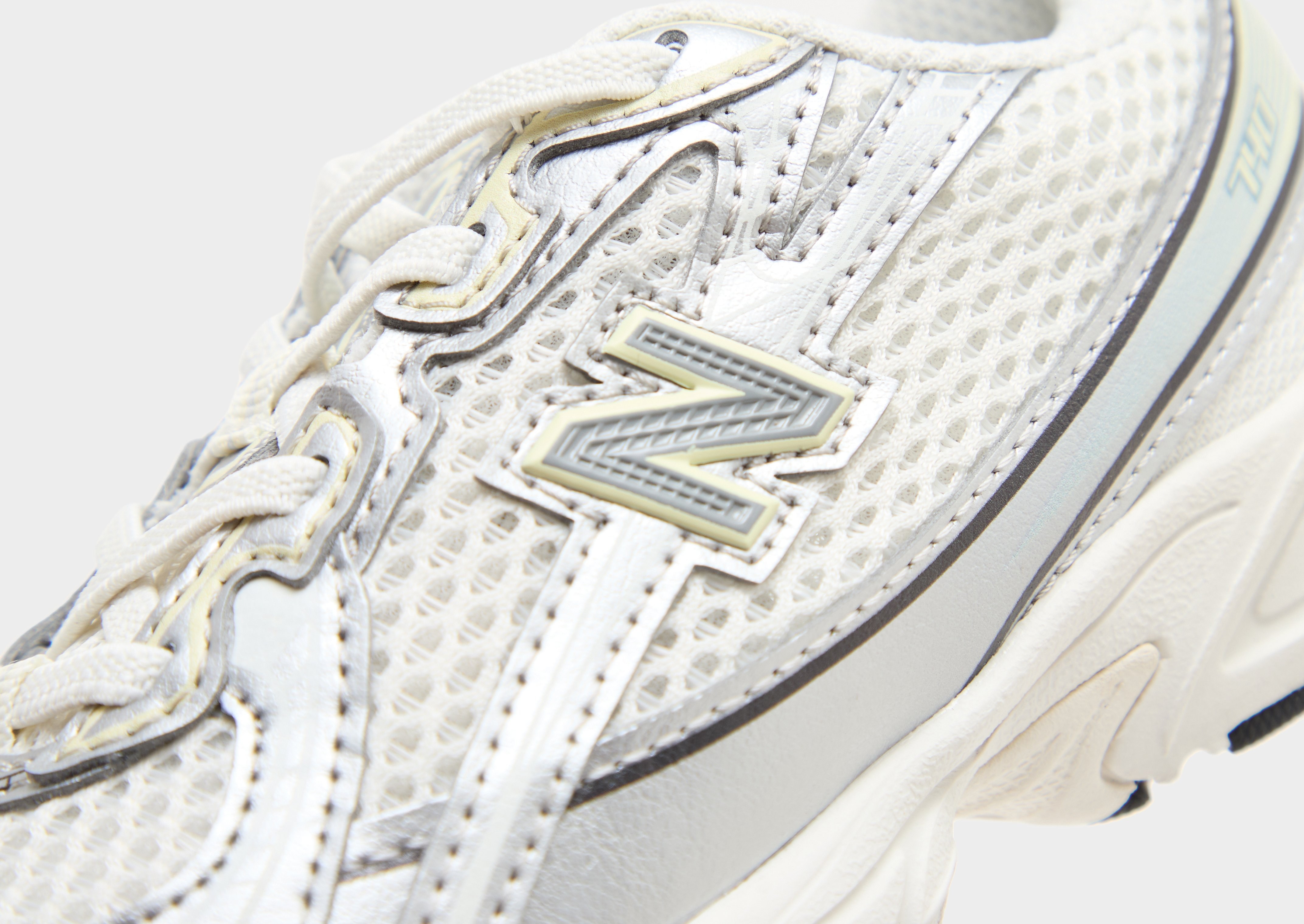 New Balance 740 Babys