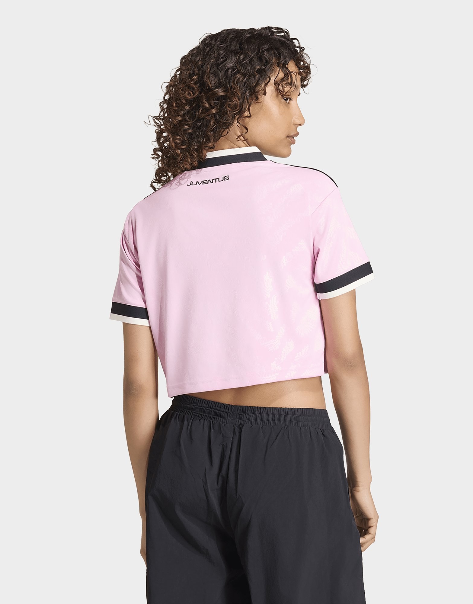 adidas Juventus Turin 26/27 Auswärtstrikot, Kürzer Geschnitten