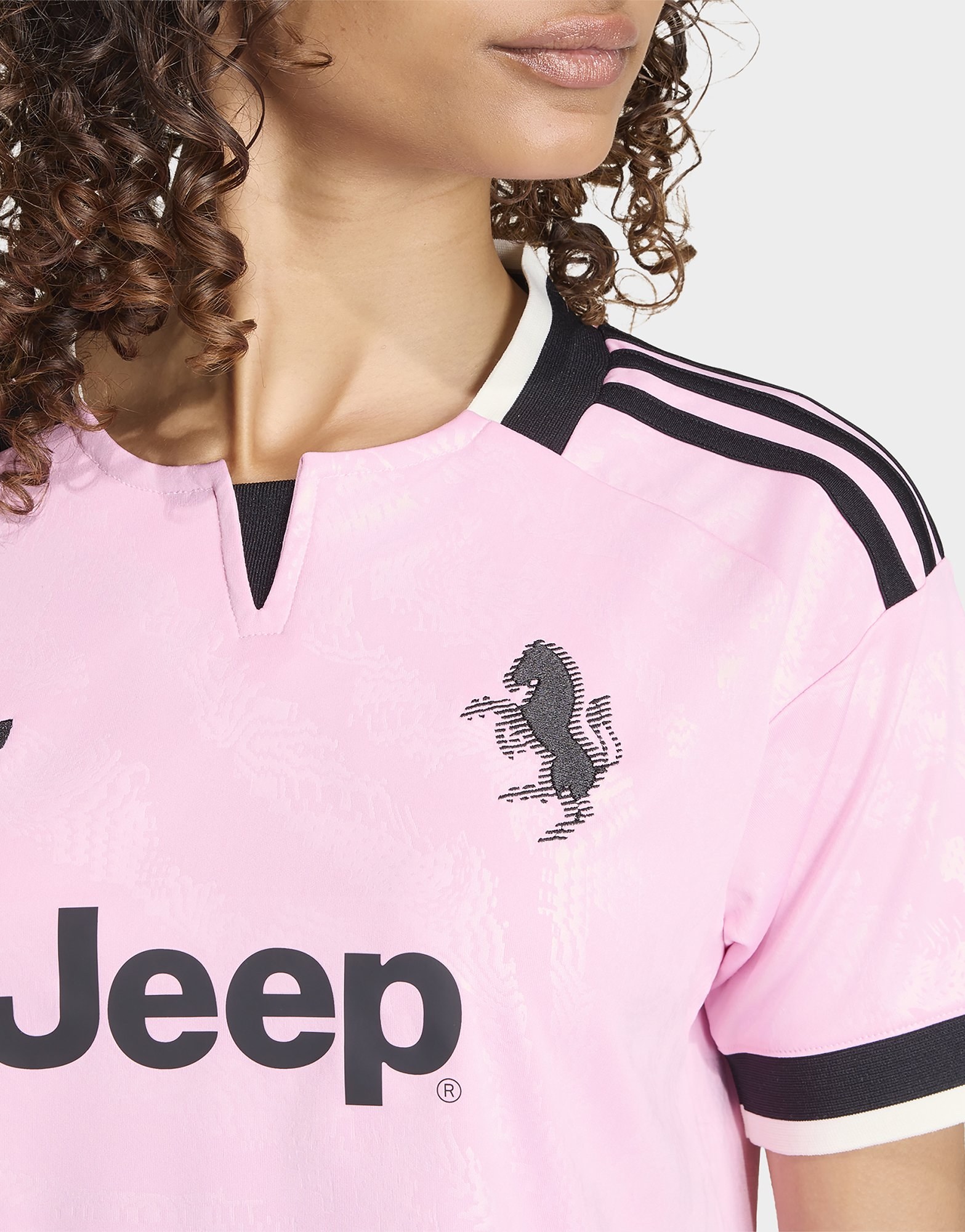 adidas Juventus Turin 26/27 Auswärtstrikot, Kürzer Geschnitten