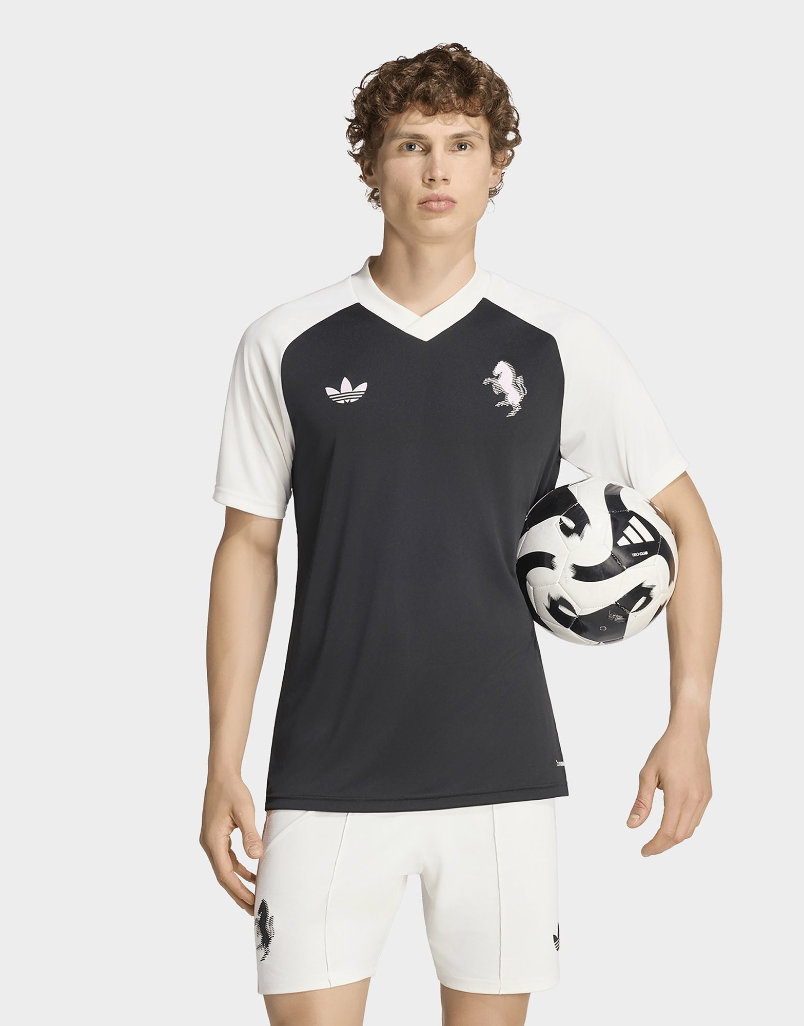 adidas Juventus Turin 26/27 Pre-match Auswärtstrikot