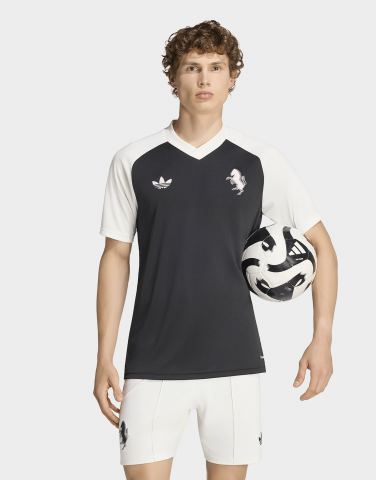 adidas Juventus Turin 26/27 Pre-match Auswärtstrikot