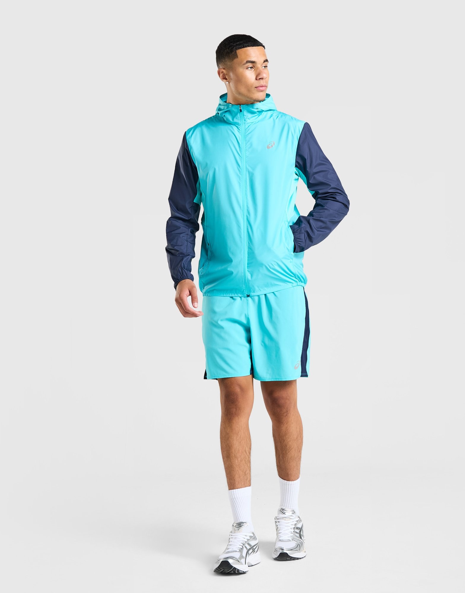 ASICS Core Jacke