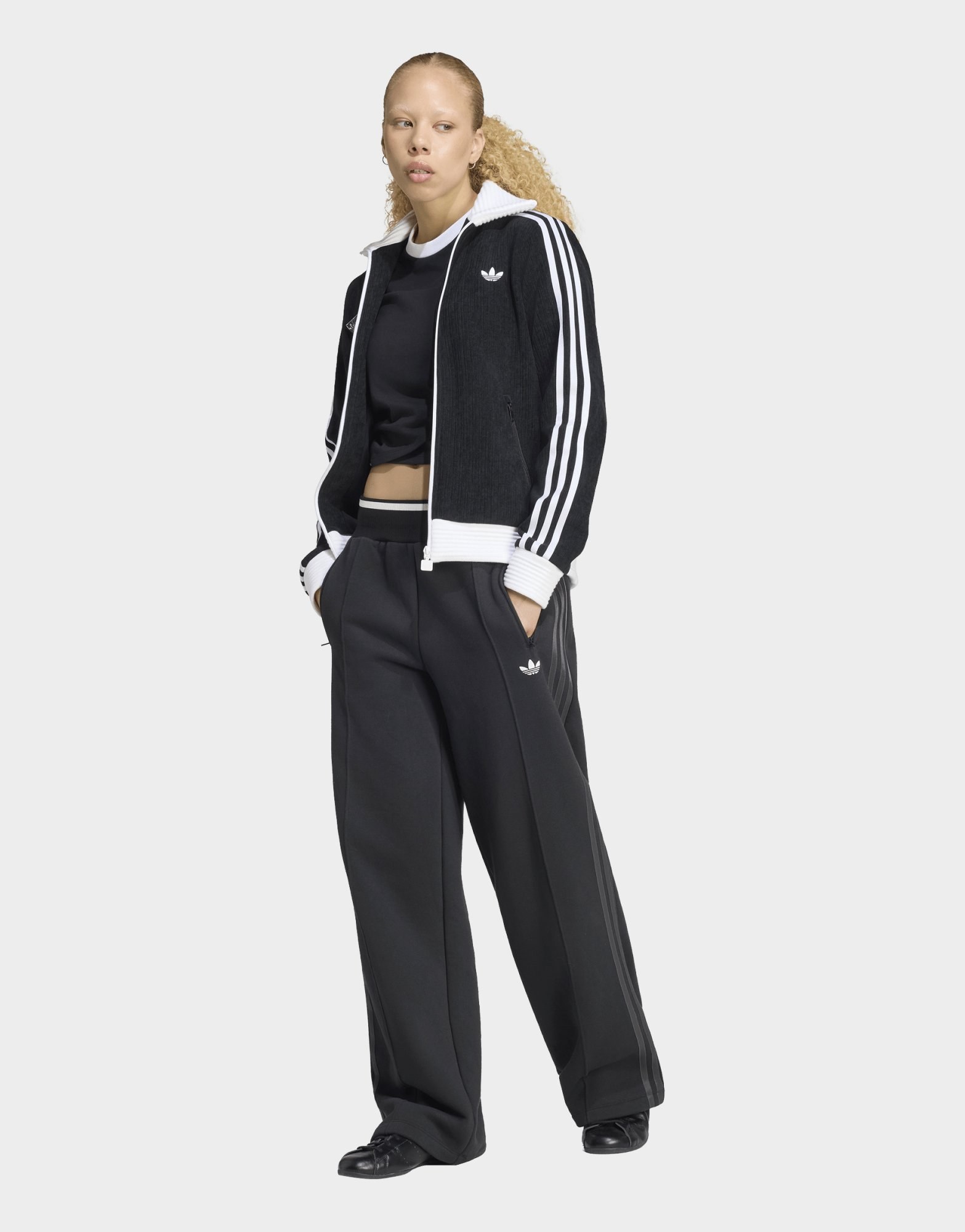 adidas Originals Adiluna Season 2 X Jennie Fan Originals Jacke