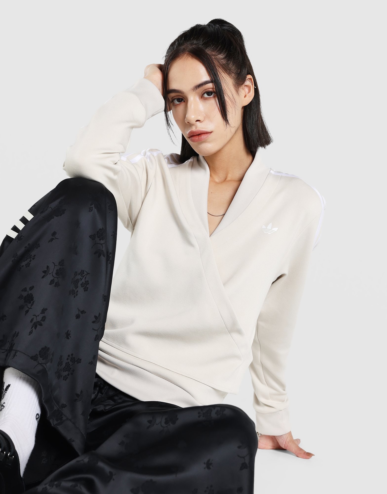 adidas Originals Adiluna Season 2 Superstar Originals Jacke, Wickeldesign