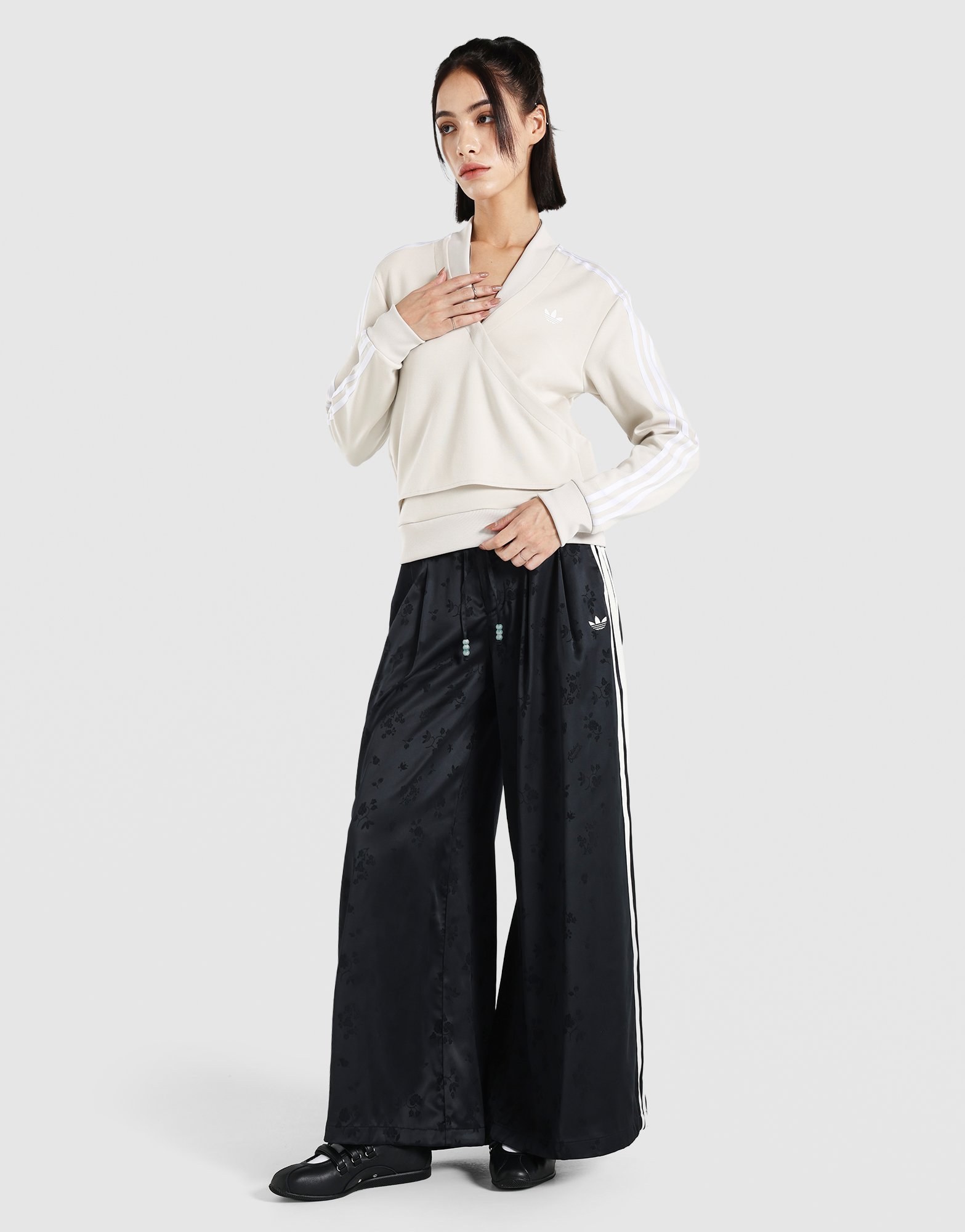 adidas Originals Adiluna Season 2 Superstar Originals Jacke, Wickeldesign