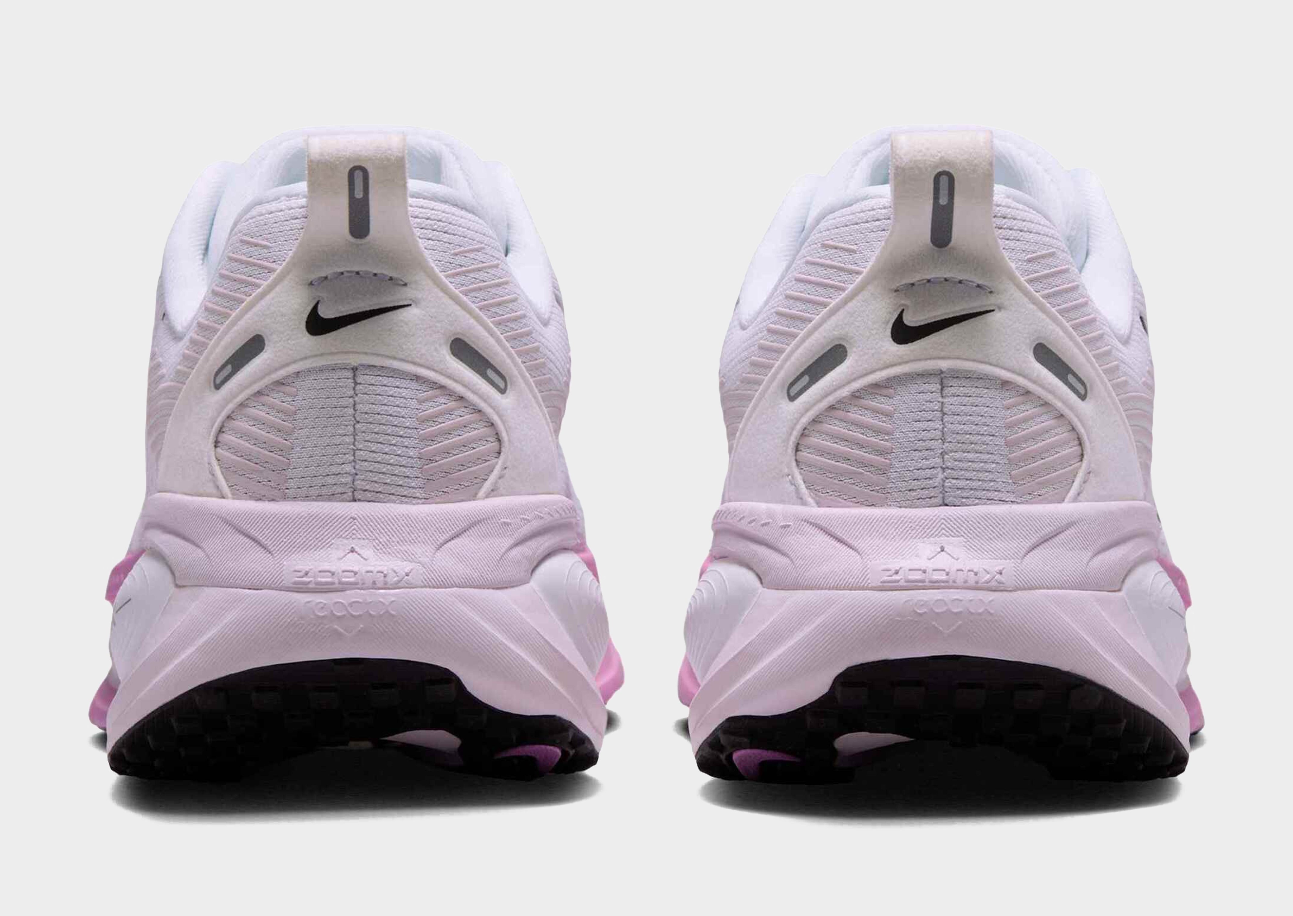 Nike NK W VOMERO 18