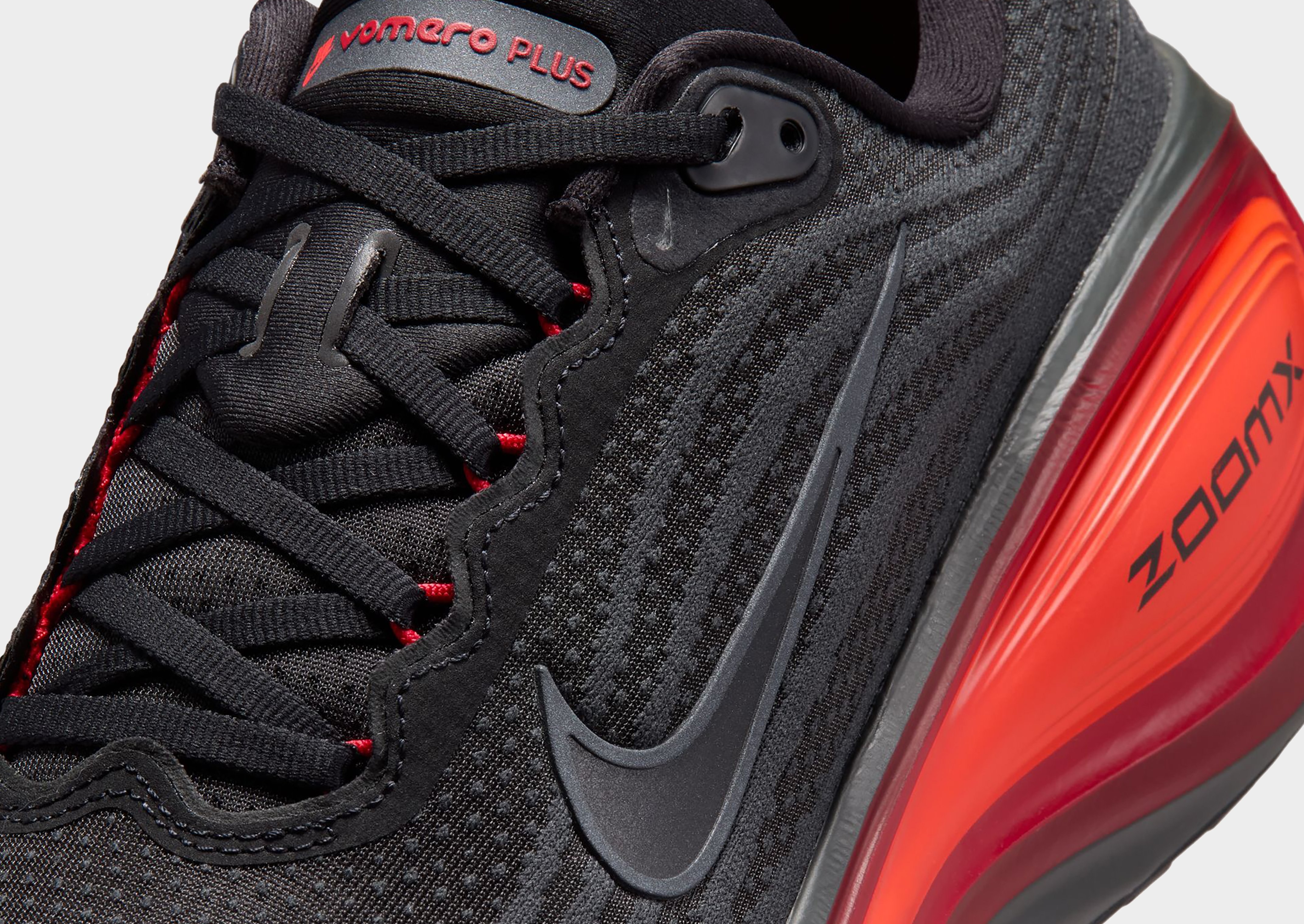 Nike Straßenlaufschuh (Herren) Vomero Plus