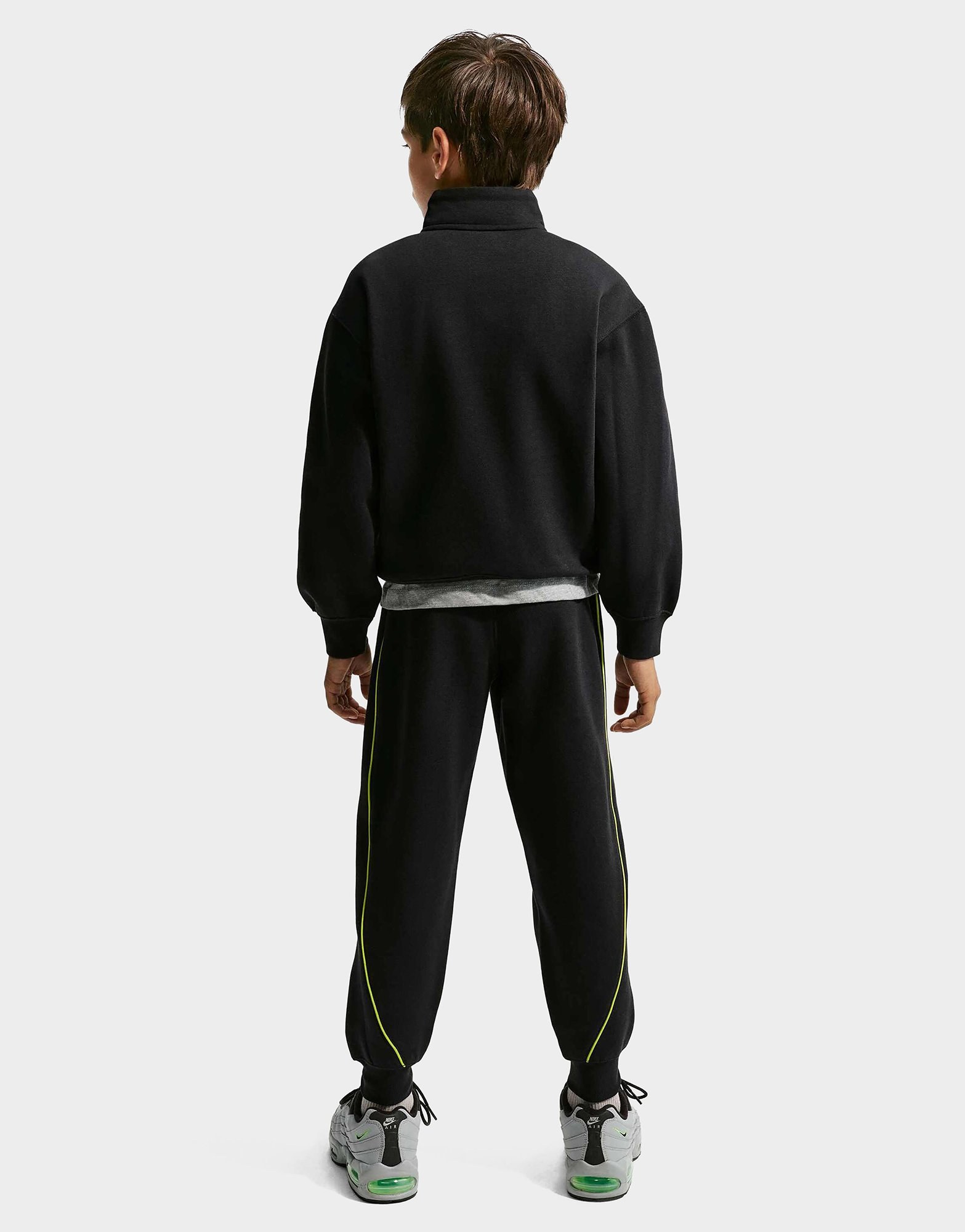 Nike OLDER KIDS' FLEECE