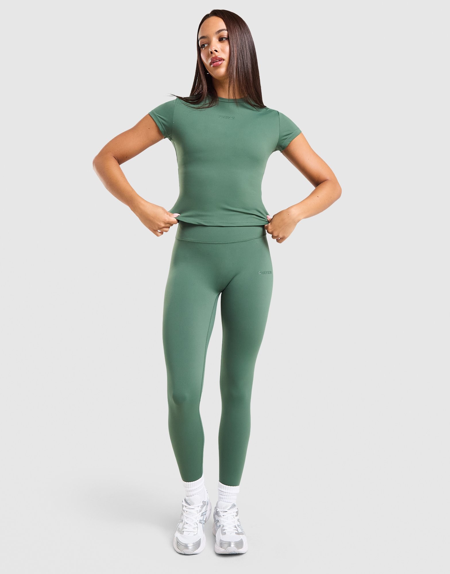 DAILYSZN Sculpt Slim T-Shirt