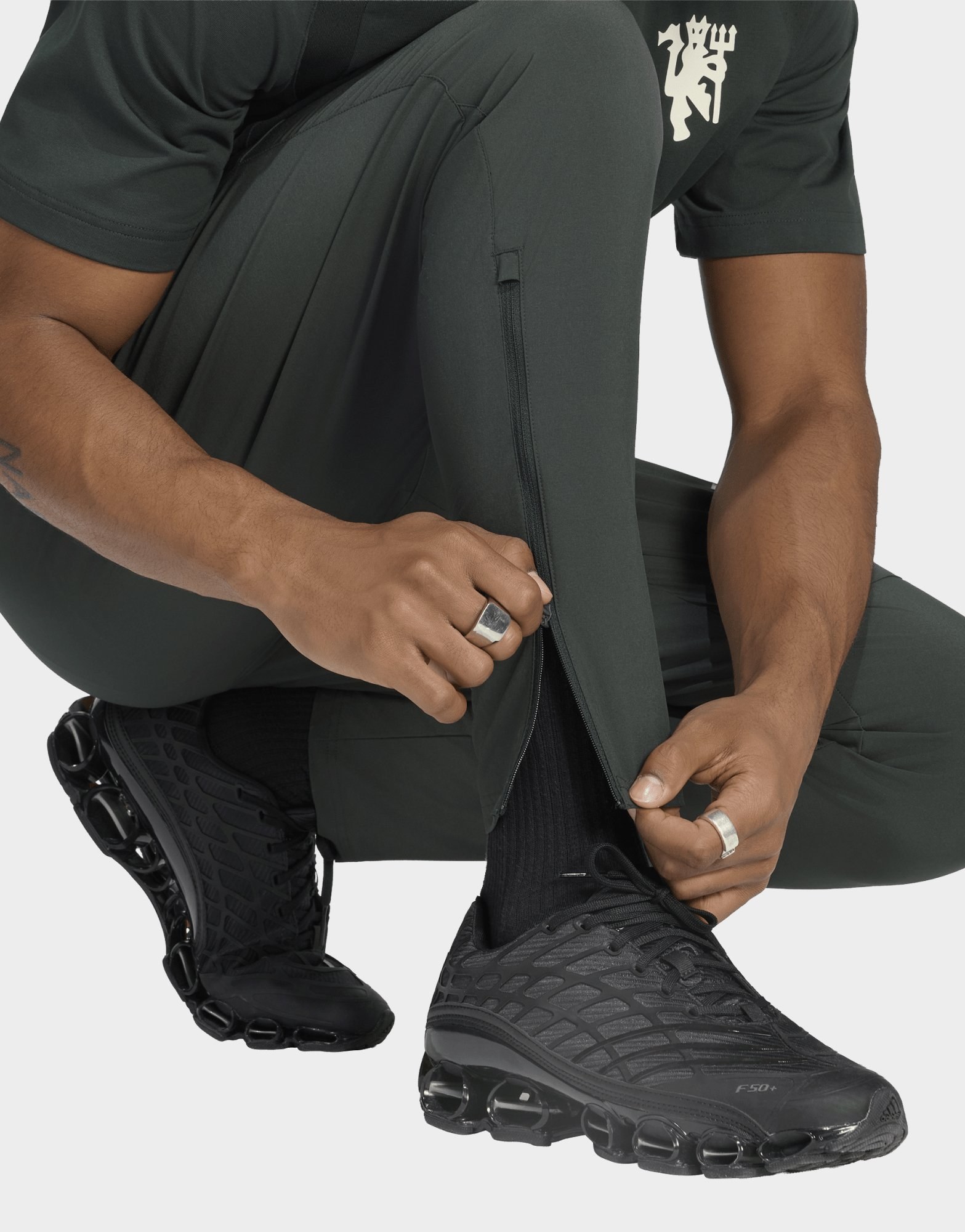 adidas Manchester United Tiro Tech Hose