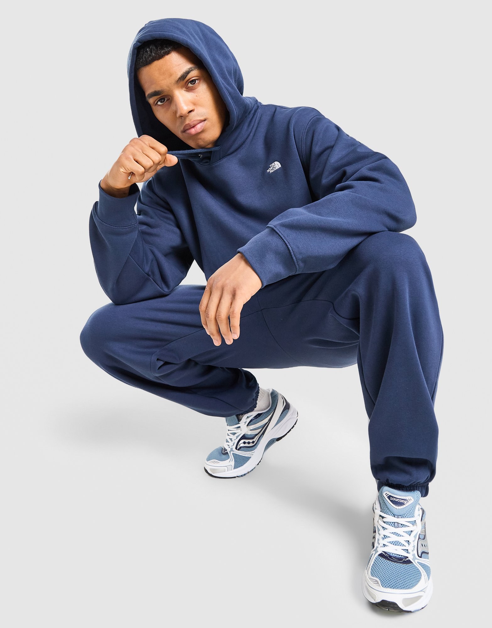 The North Face Essential Relaxed Hoodie