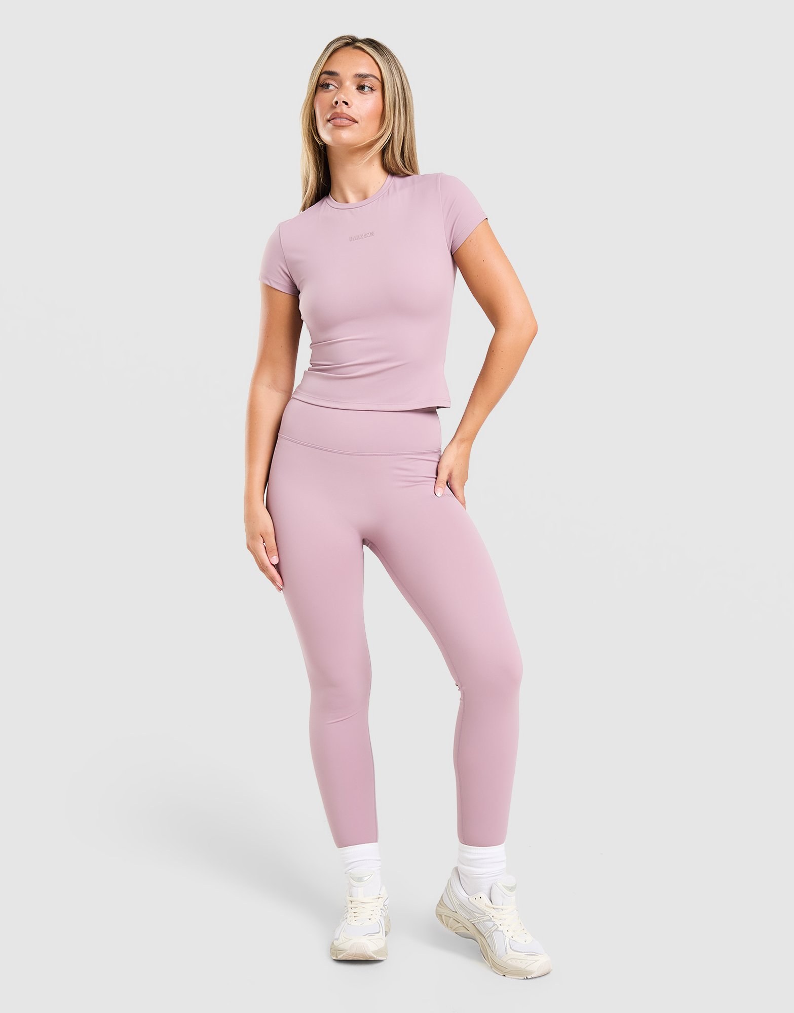 DAILYSZN Sculpt Slim T-Shirt