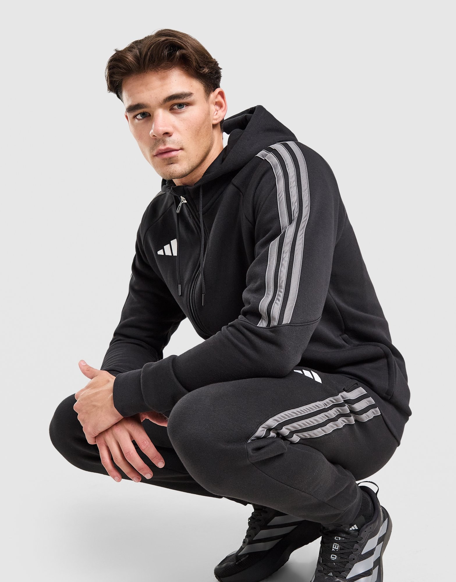 adidas Tiro Essentials 3-Streifen Jogginghose