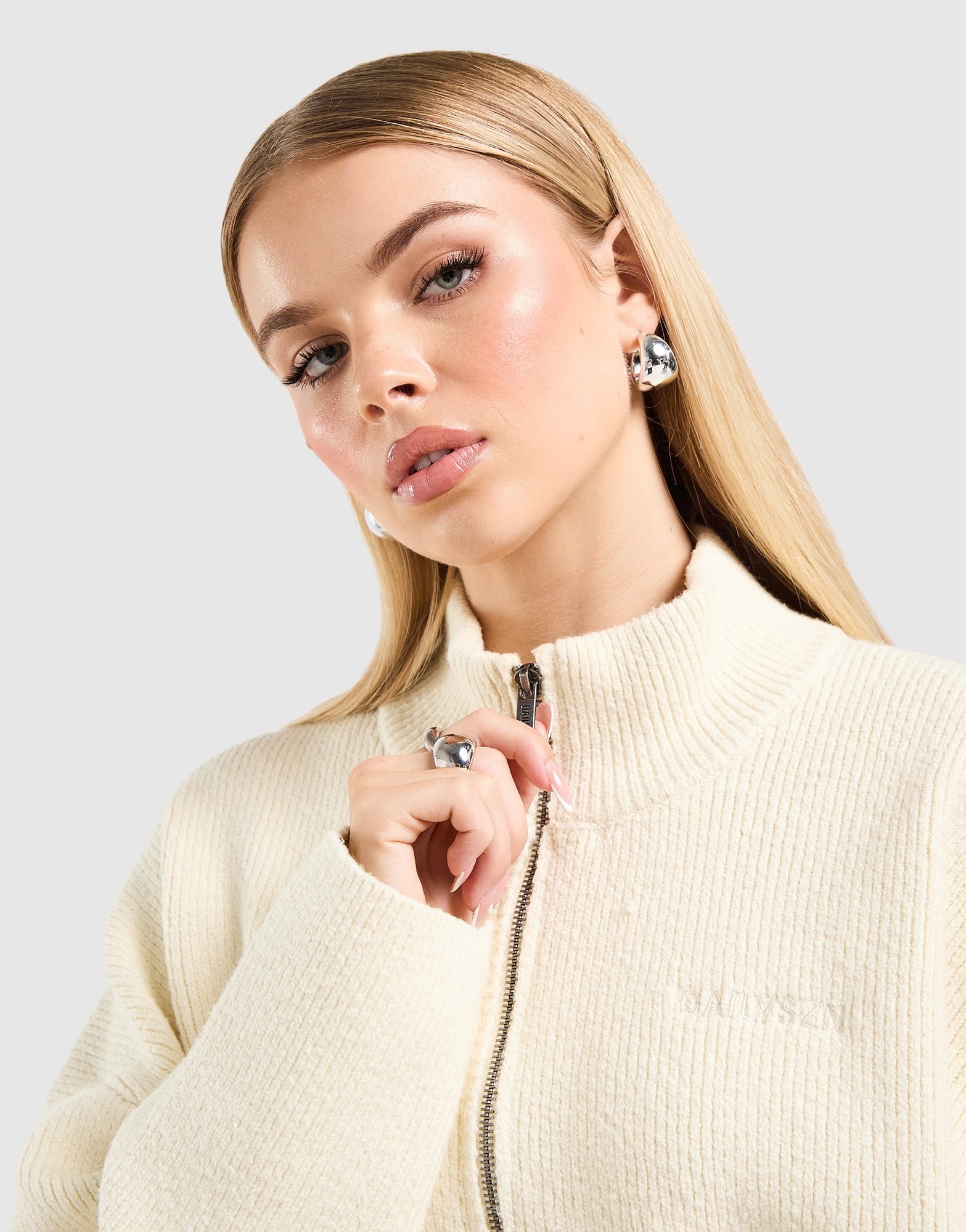 DAILYSZN Snug Full-Zip Sweatshirt