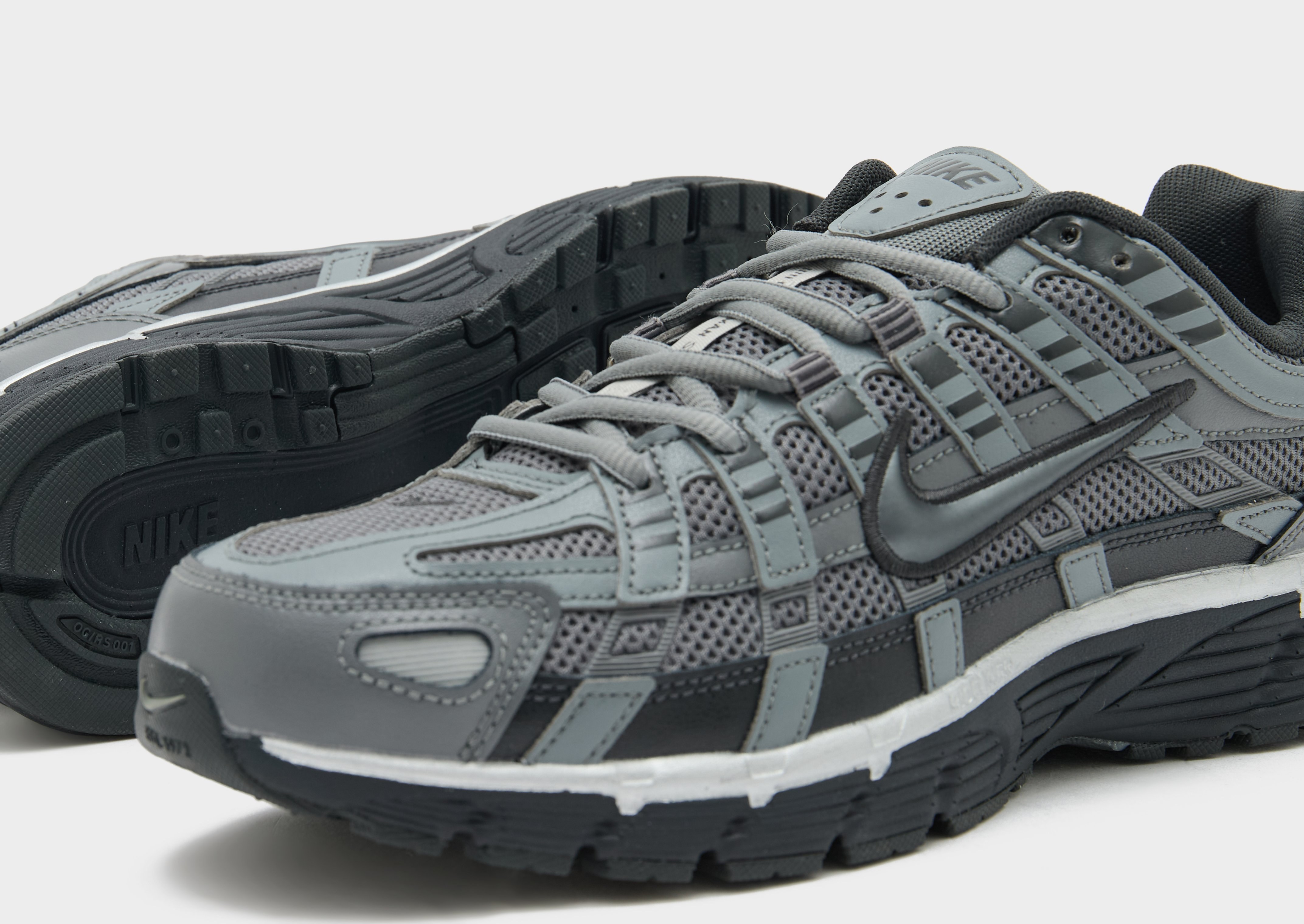 Nike P-6000