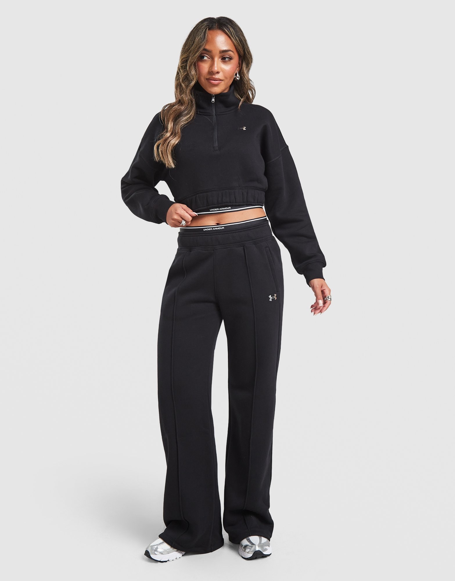 Under Armour Wordmark 1/4 Zip Cropped Sweatshirt