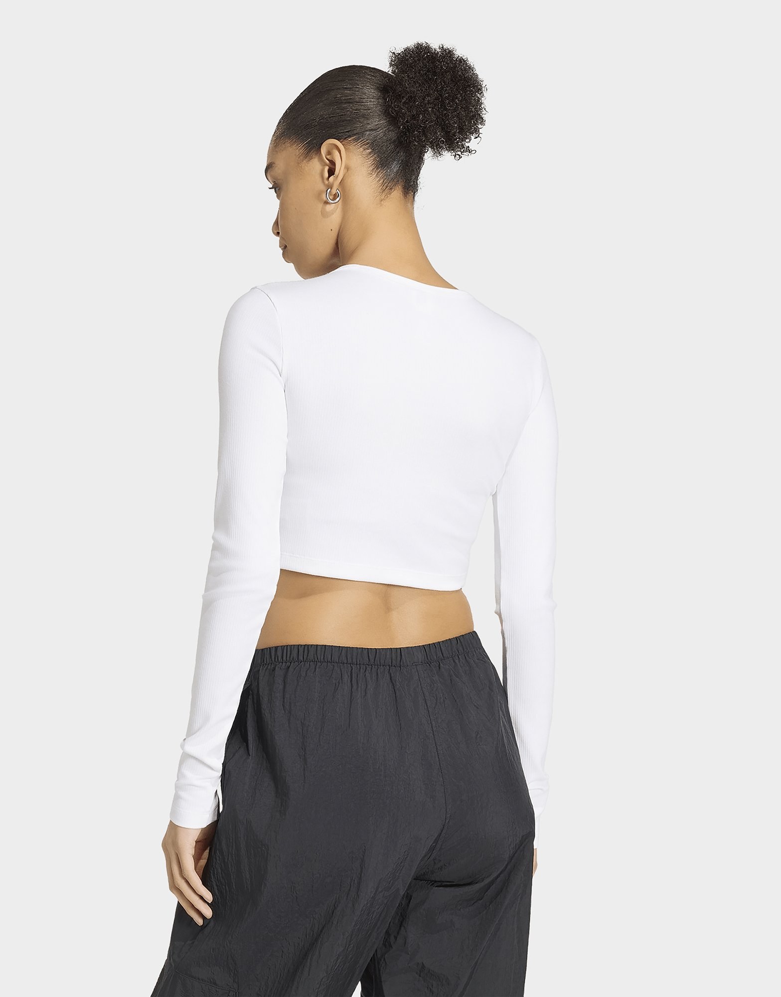 adidas Essentials Langarm-rippshirt, Kürzer Geschnitten