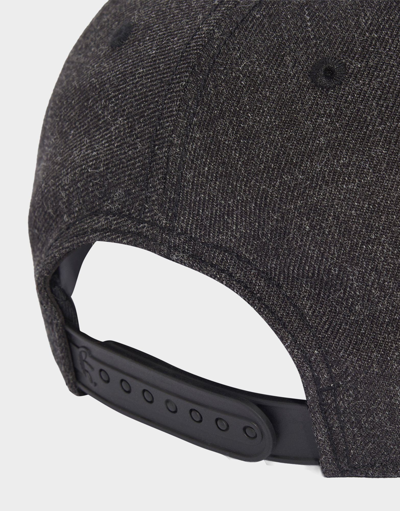 adidas Premium Kappe, Strasssteine