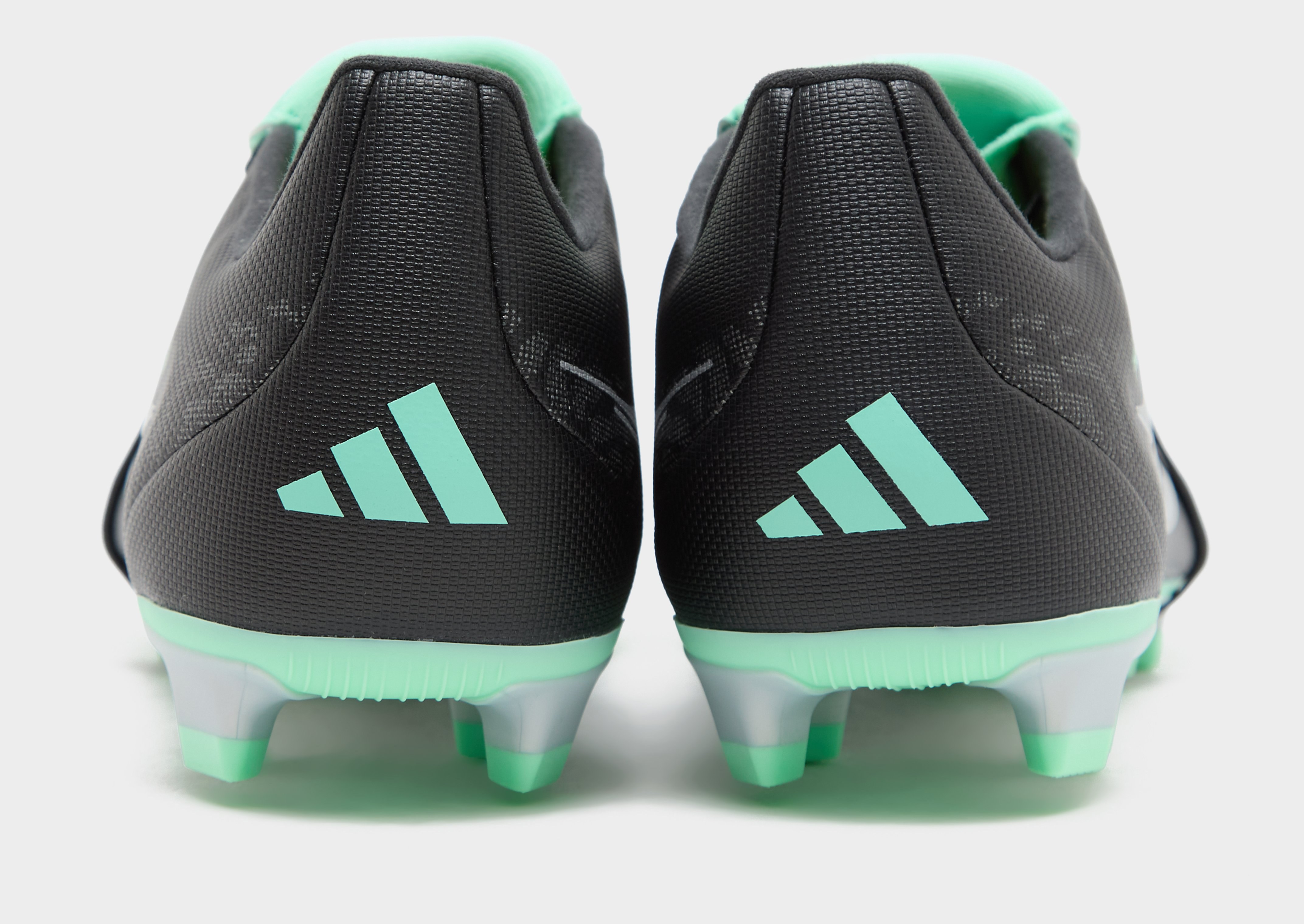 adidas Predator Club Fußballschuh, Umschlagbare Zunge, Feste Böden/gemischte Böden