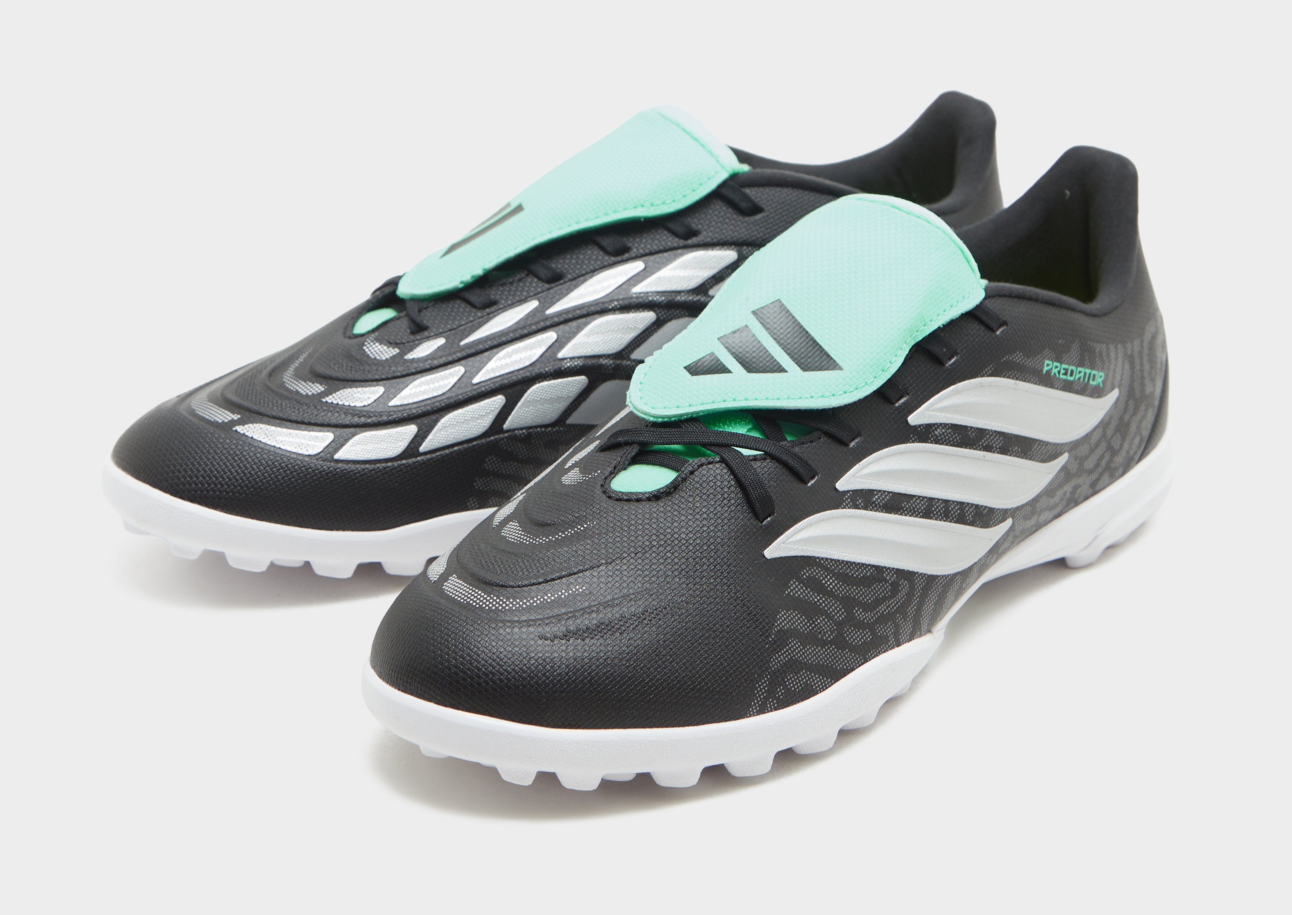 adidas Predator Club TF mit umklappbarer Zunge