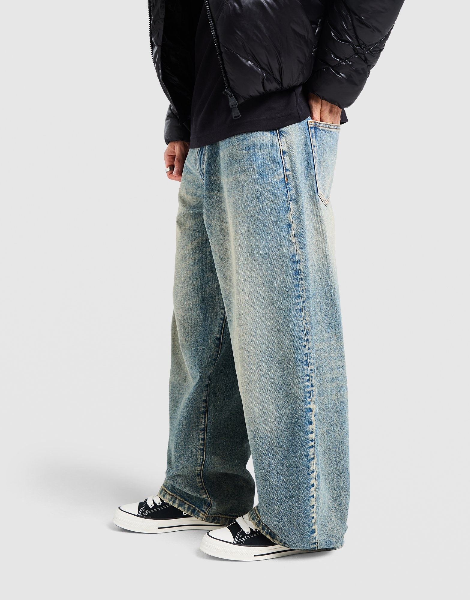 Unlike Humans Barrel Jeans