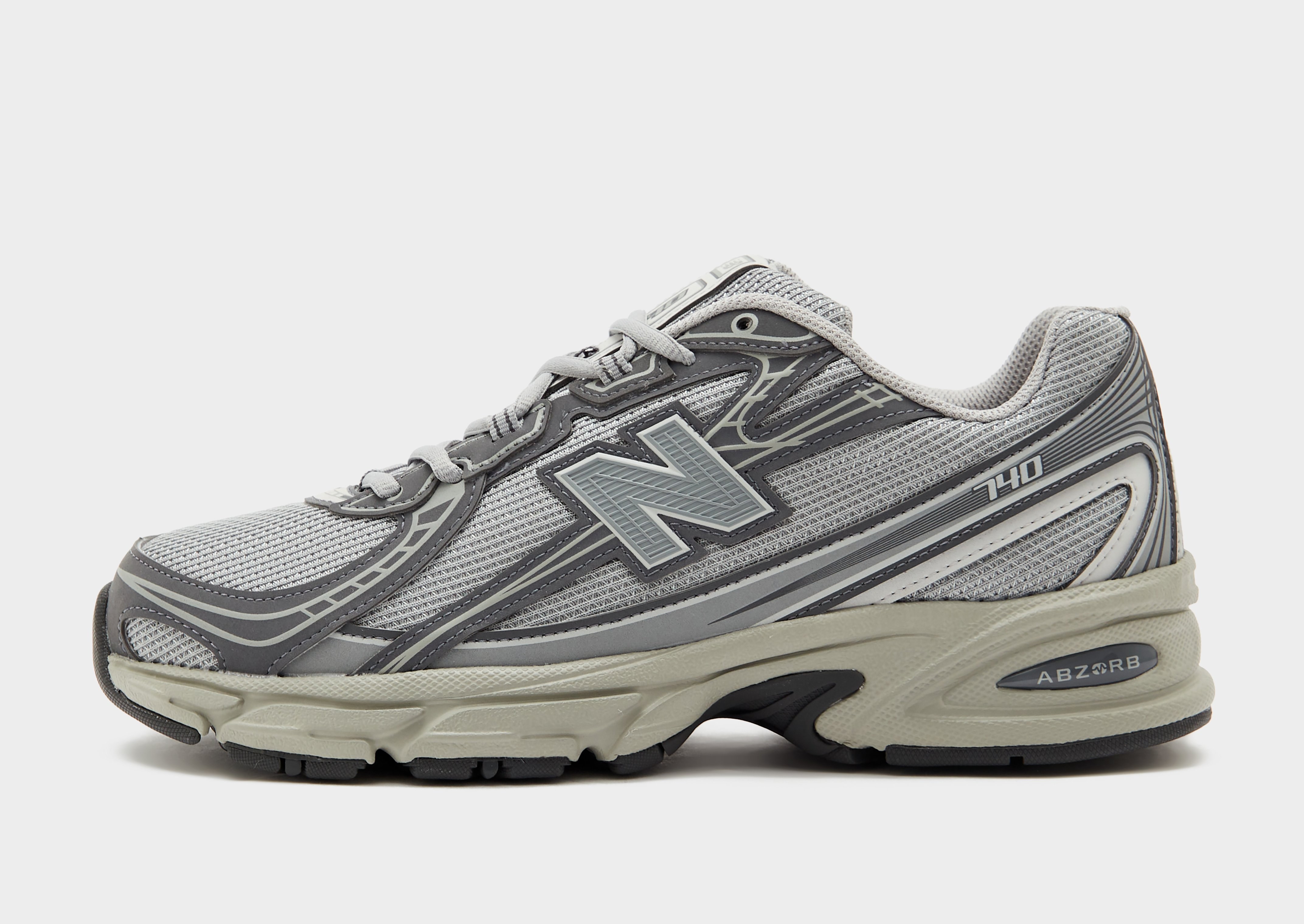 New Balance 740