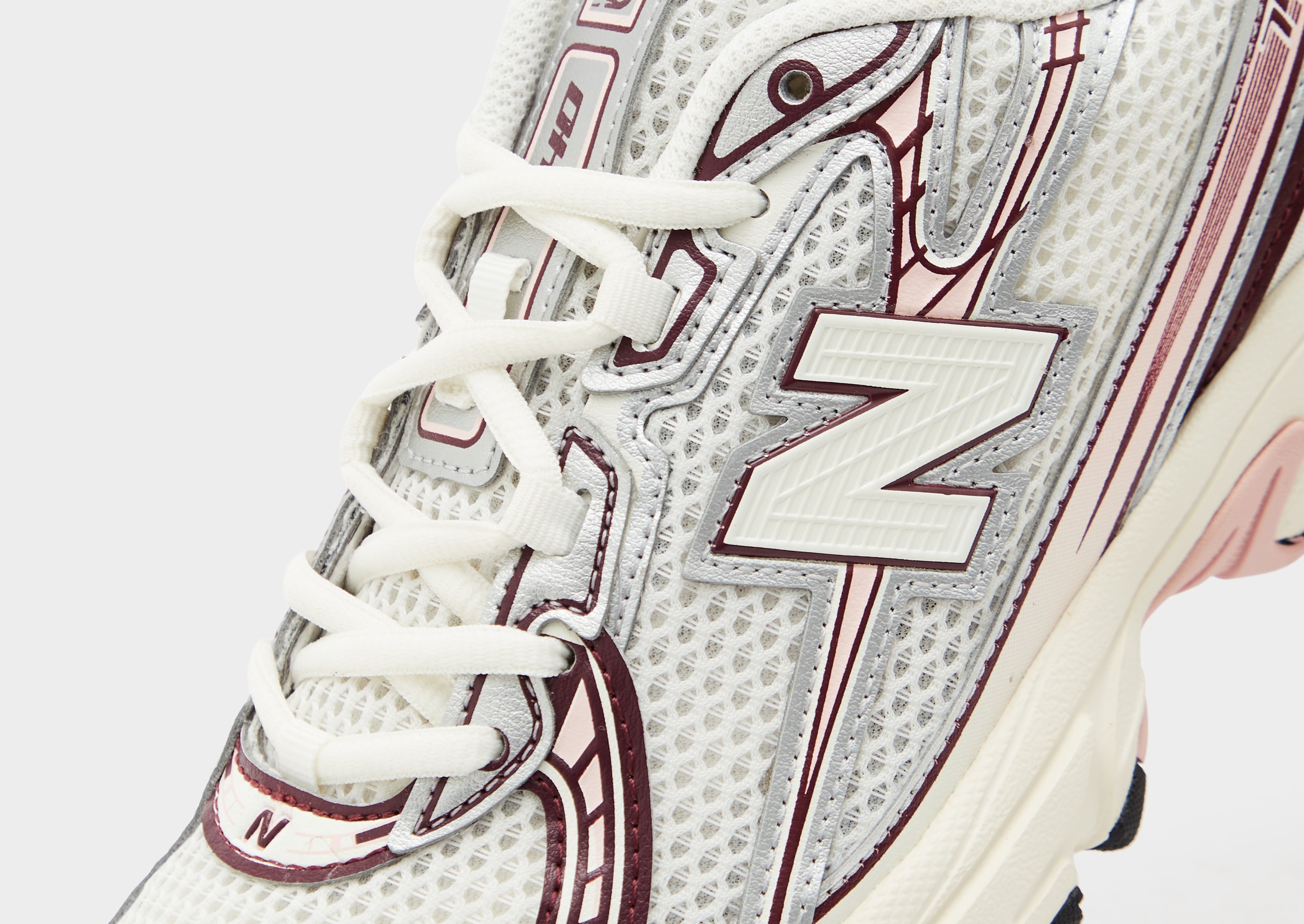 New Balance 740 Damen