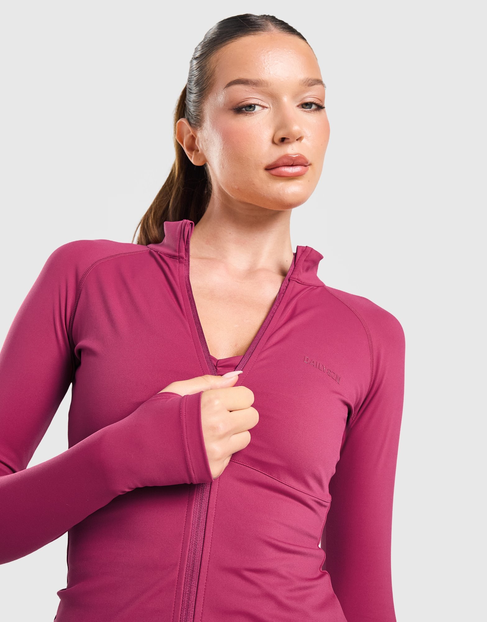 DAILYSZN Sculpt Full-Zip Fitted Oberteil