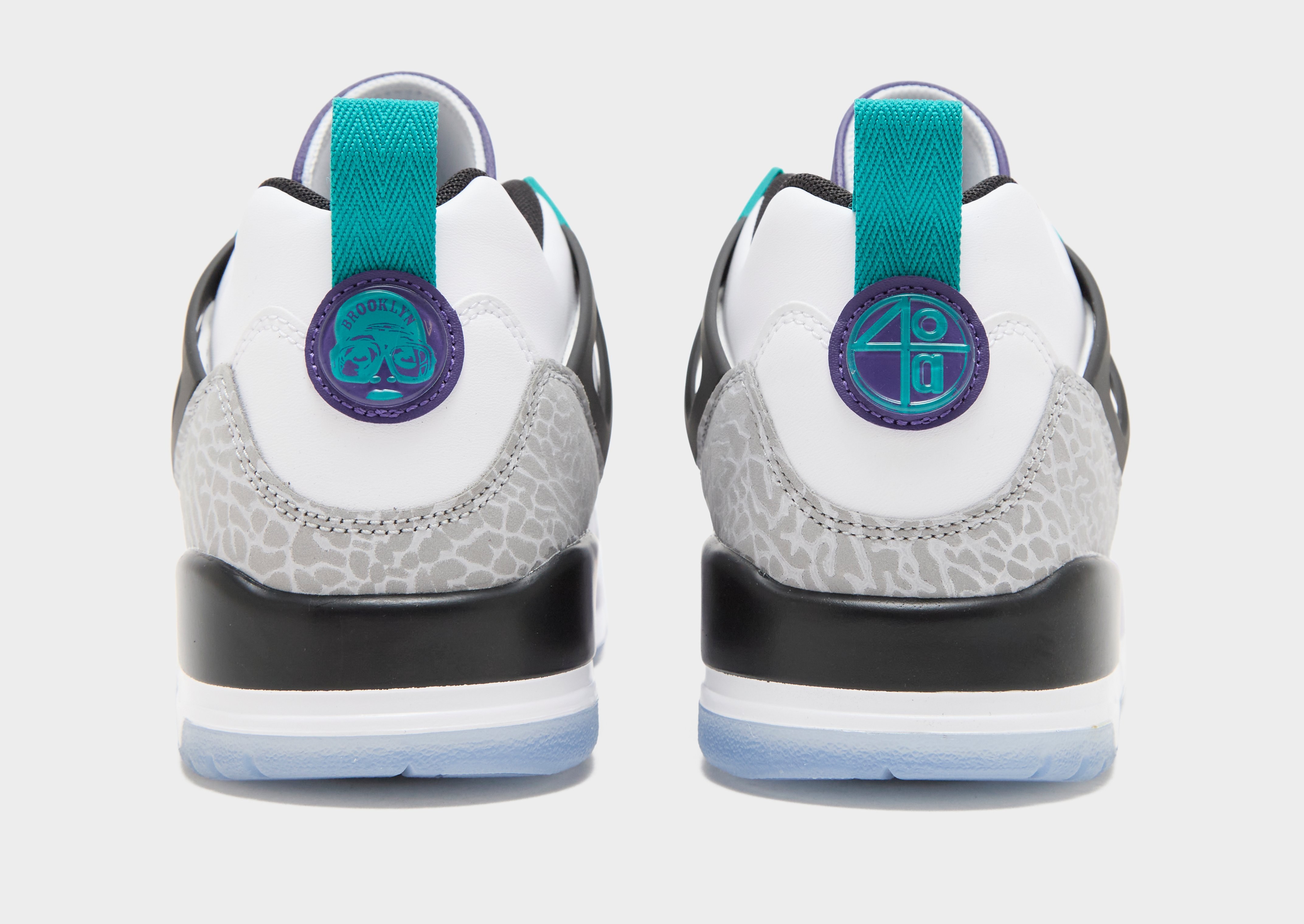 Jordan Spizike Low